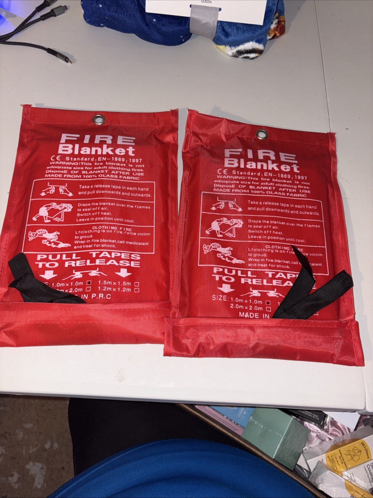 2 Fire Blankets, Fiberglass Emergency Blanket for Home, Kitchen, Office