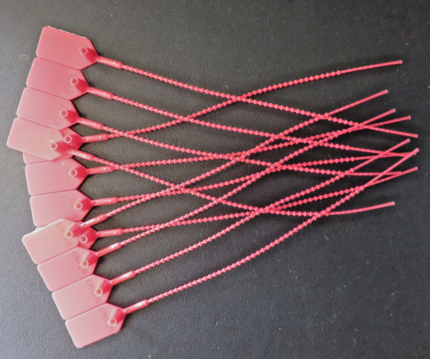 🔥🧯12-FIRE EXTINGUISHER LOCK SAFETY PULL PINS W/CHAINS & 12-FLAG SEALS FITS ALL