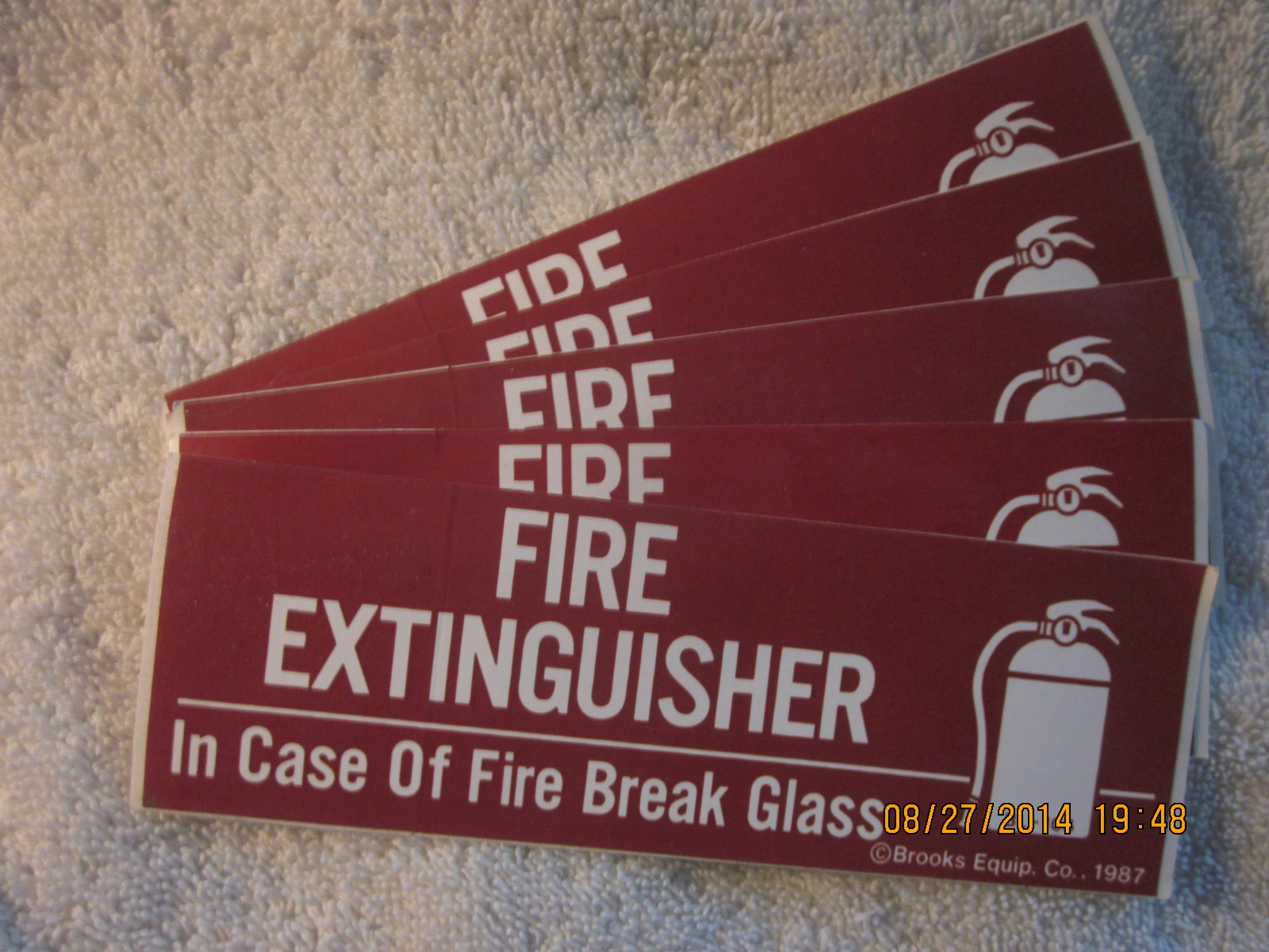 🔥🧯LOT OF-5 “FIRE EXTINGUISHER-BREAK GLASS” SELF-ADHESIVE VINYL SIGNS 2″ X 6″