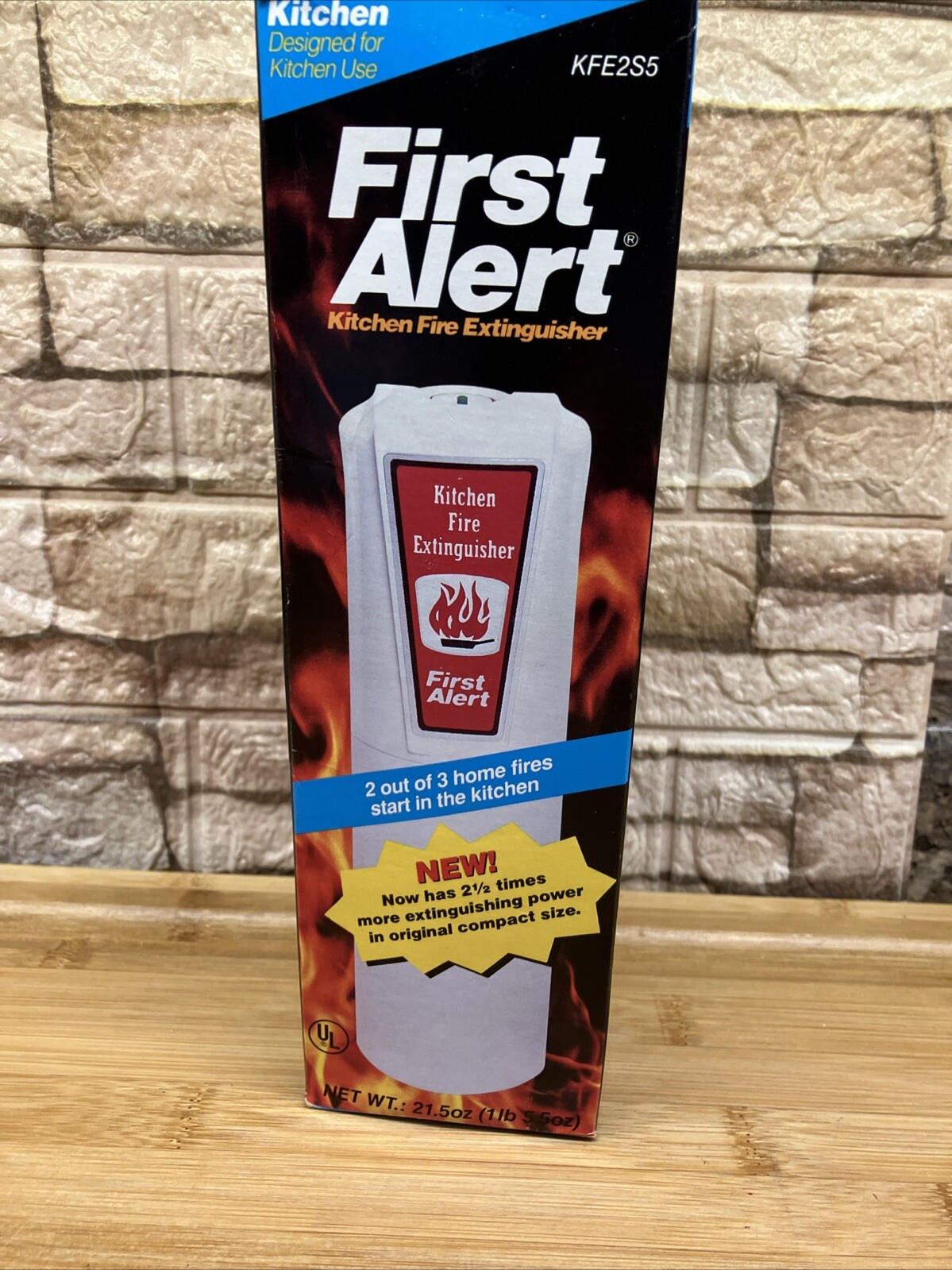First Alert Kitchen Fire Extinguisher Liquids Grease Electrical KFE2S5 Vintage