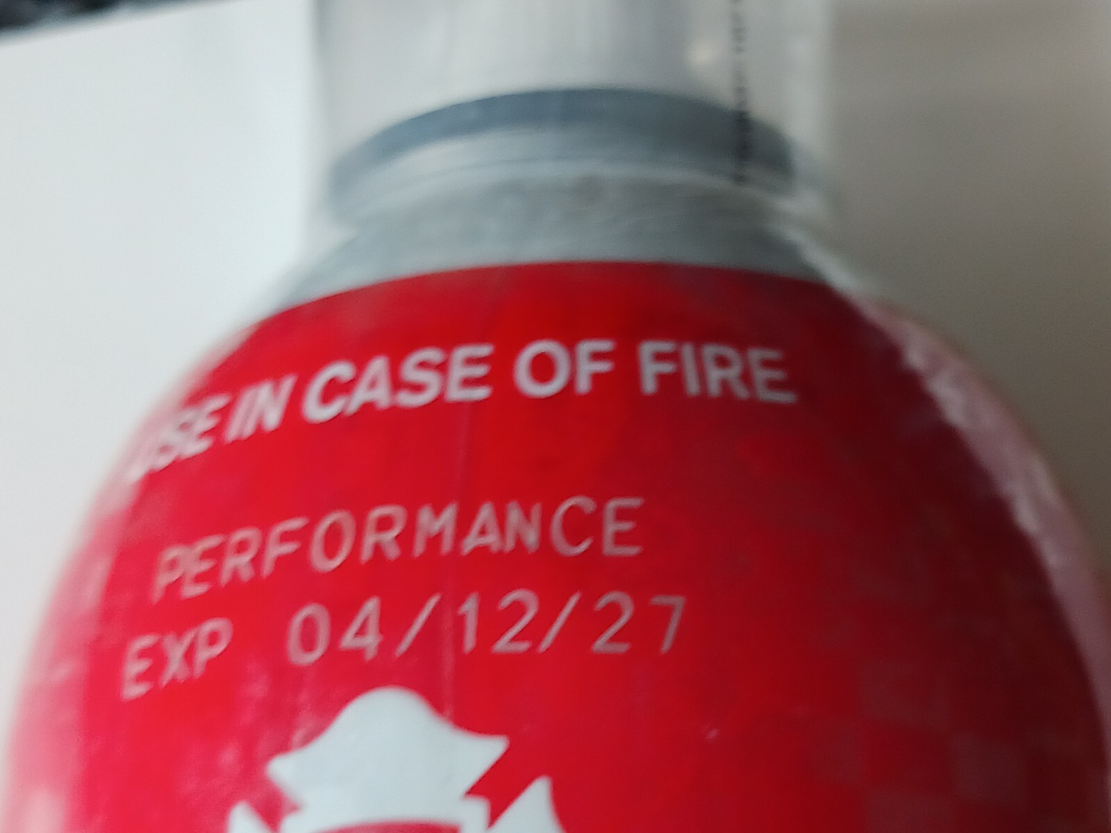 First Alert EZ Fire Spray Residential Fire Extinguisher 2 Pack 18 Oz Each