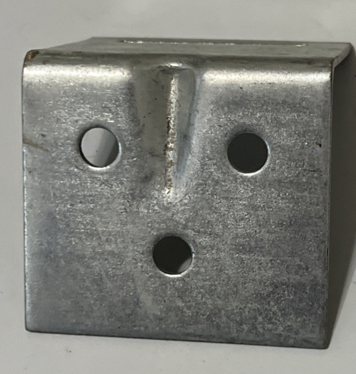 16819 ANSUL SENTRY WALL HANGER USED