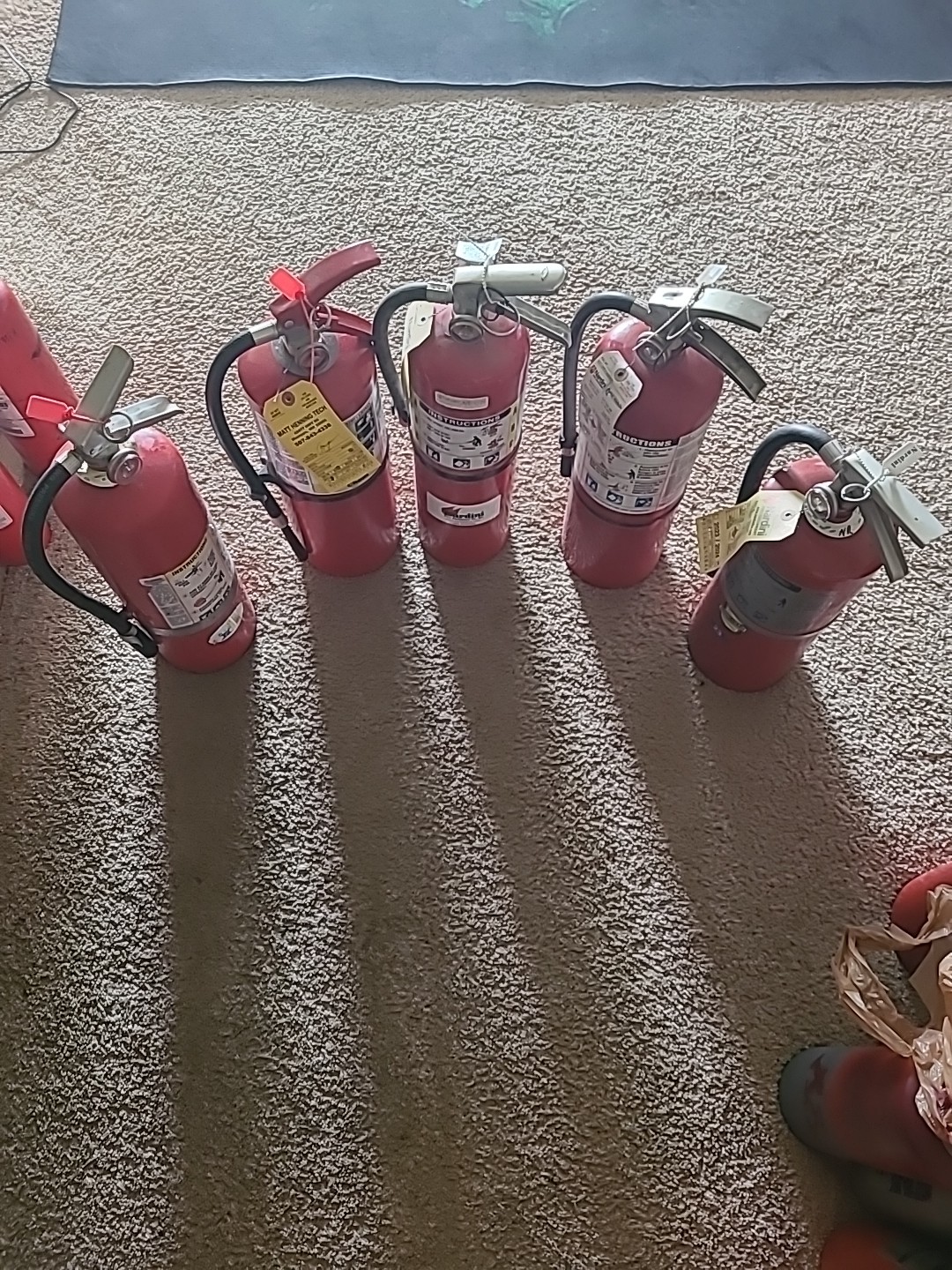 10 Lb ABC Fire Extinguisher – Professionally Refurbished/ (ready to operate)