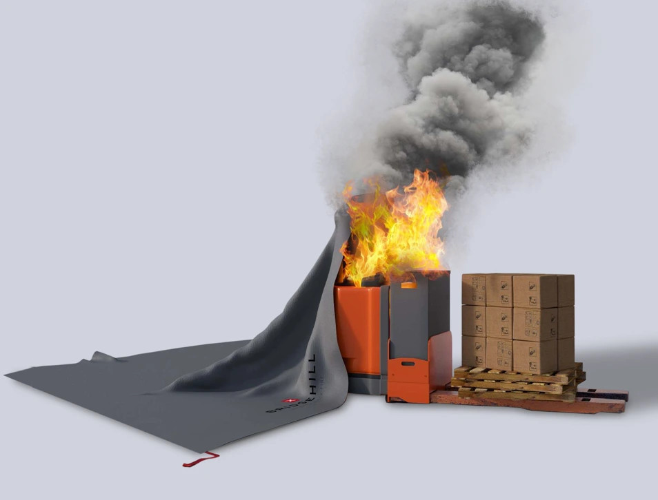 BRIDGEHILL – PALLET TRUCK FIRE BLANKET – ± 16.4 x 16.4 ft | ± 5×5 m