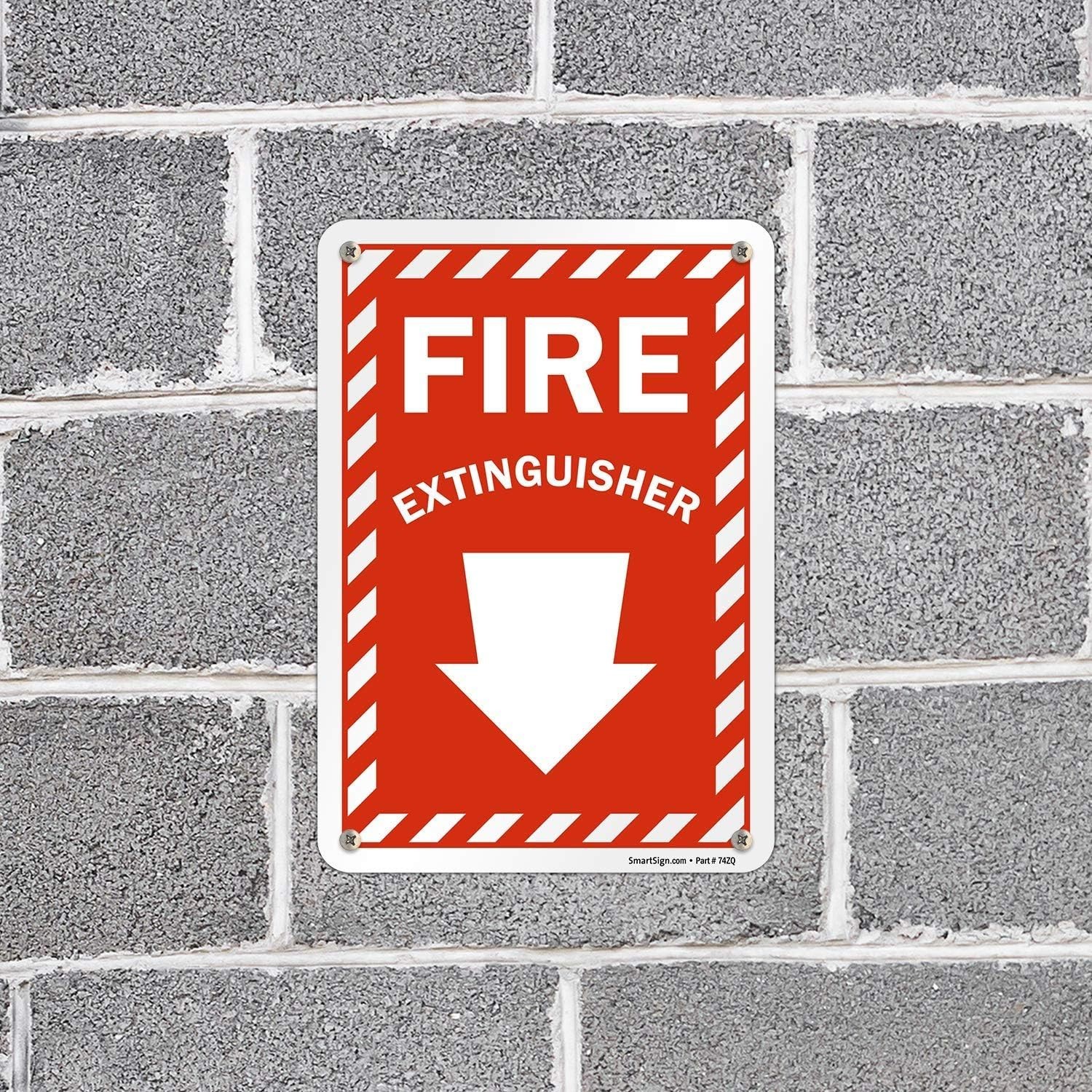 Red and White Fire Extinguisher Sign 10×7 – Digitally Printed & Weatherproof