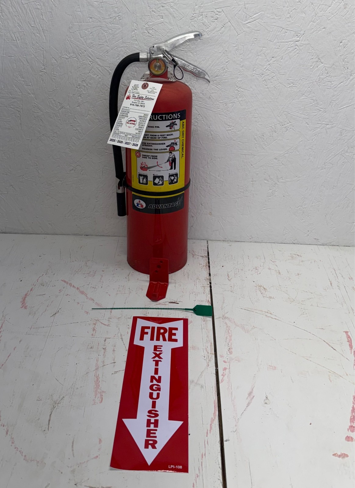 Fire Extinguisher – 10Lb ABC Fire Extinguisher – Qty-1