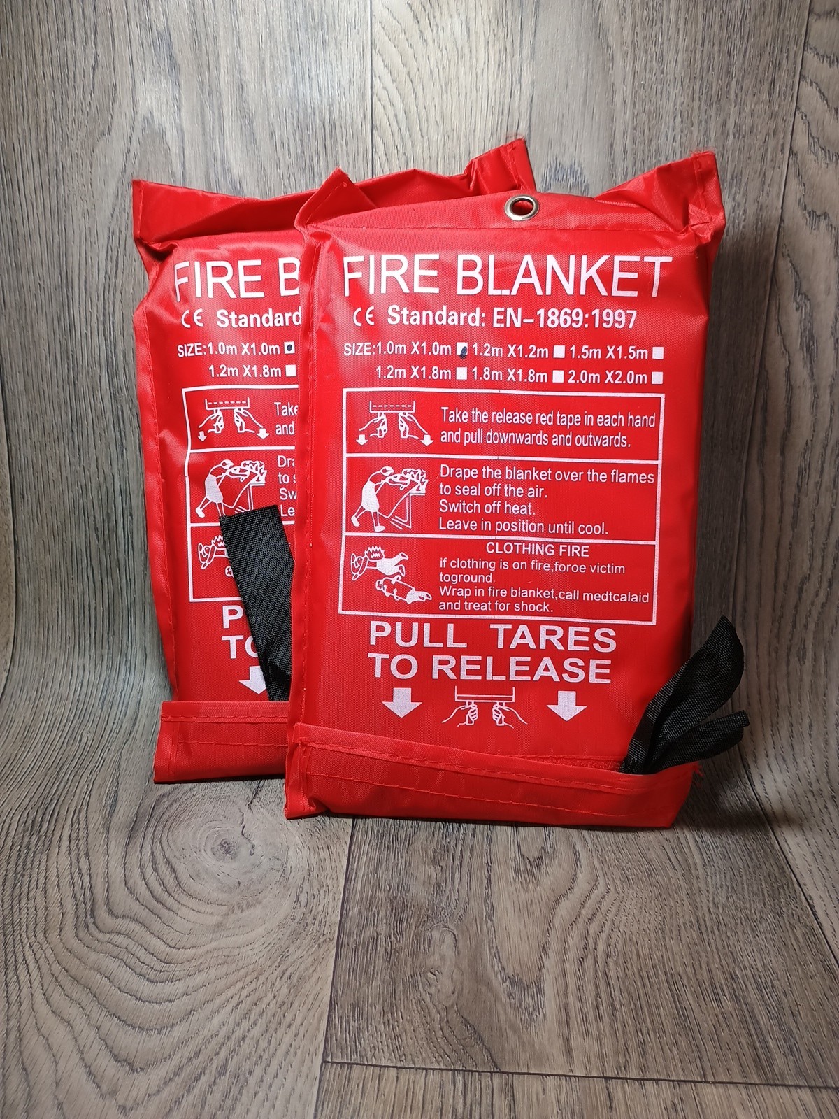 2x Fire Blanket 1.0m X 1.0m For Kitchen & Stove Top Fires or Clothing Fires