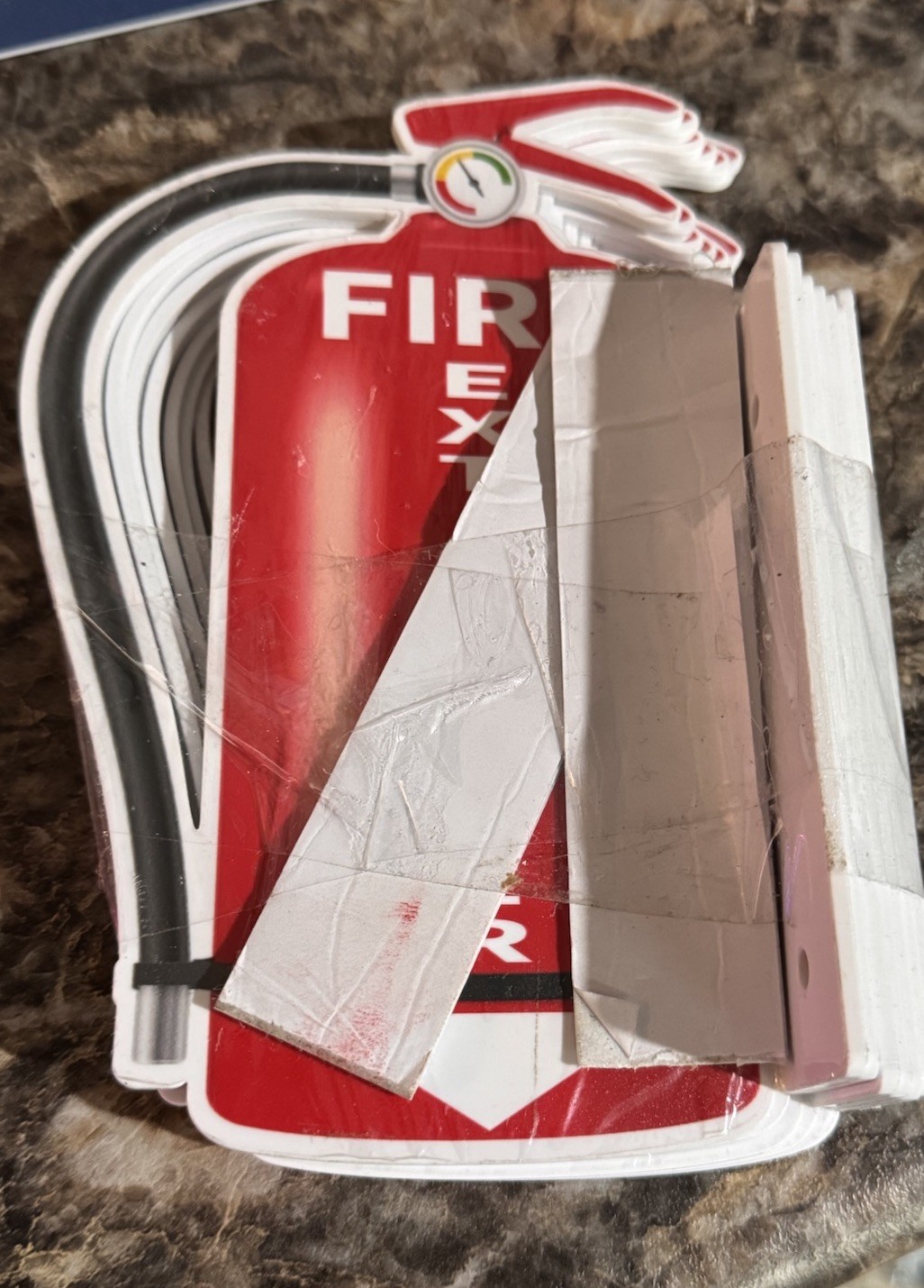 7 TWO WAY FIRE EXTINGUISHER SIGNS RED AND WHITE NEW NO BOX