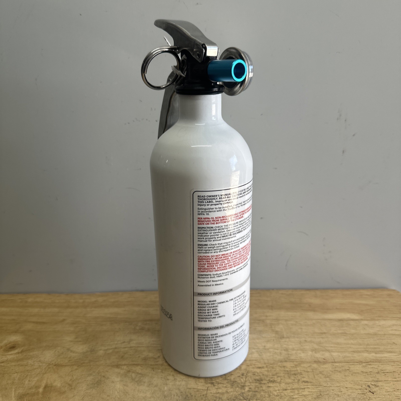 Kidde Auto/Marine UL Rating 10-B:C Fire Extinguisher – White (21029372)