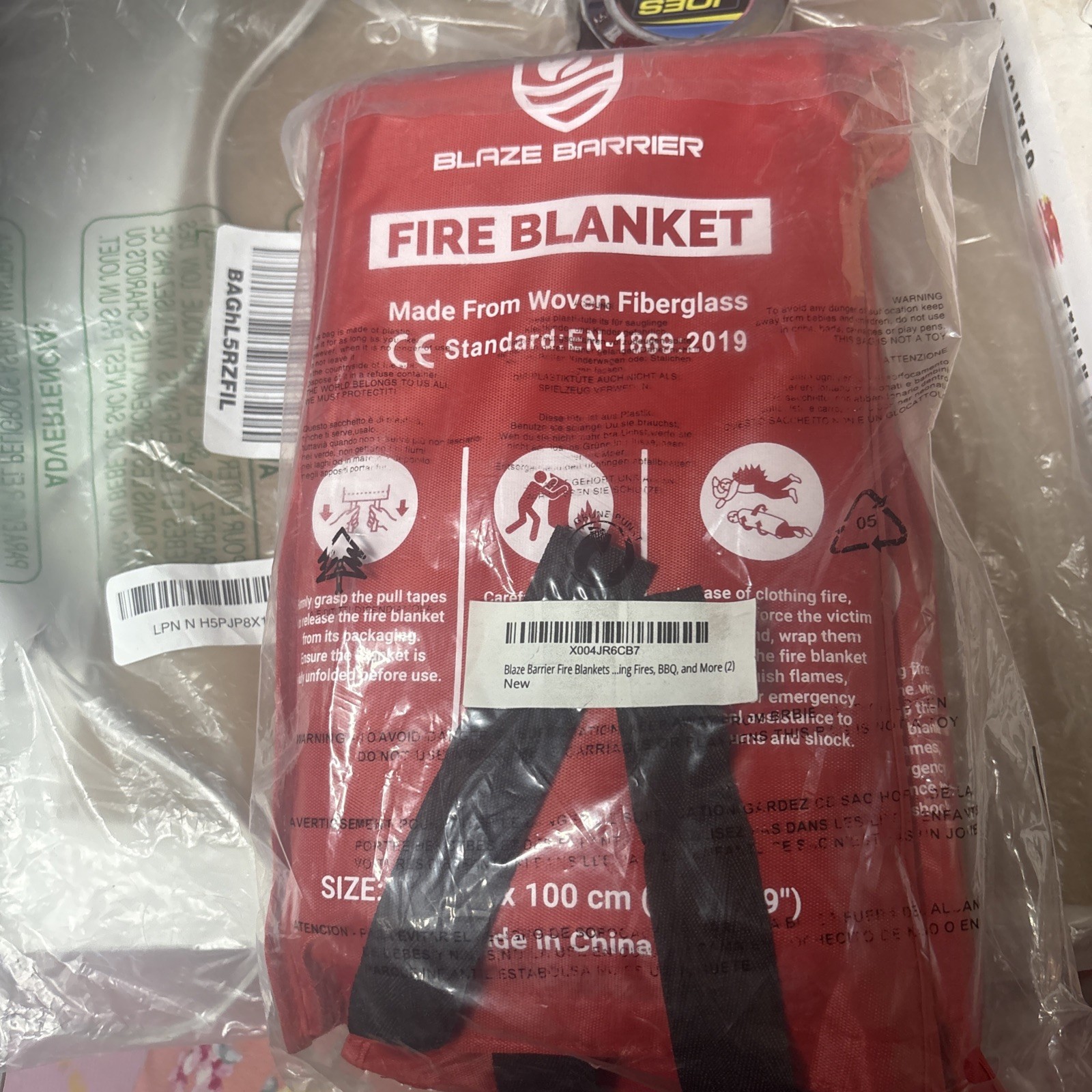 NEW Blaze Barrier Fire Blankets 2-Pack Emergency Fiberglass 40×40″ Home Kitchen