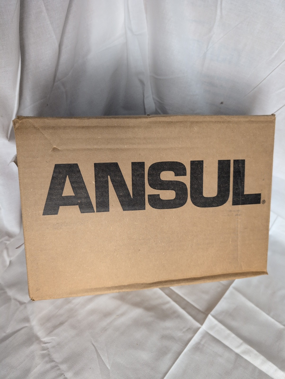 Ansul Sentry Fire Extinguisher Bracket – 14228 – Red – Fits Model 10 – NEW