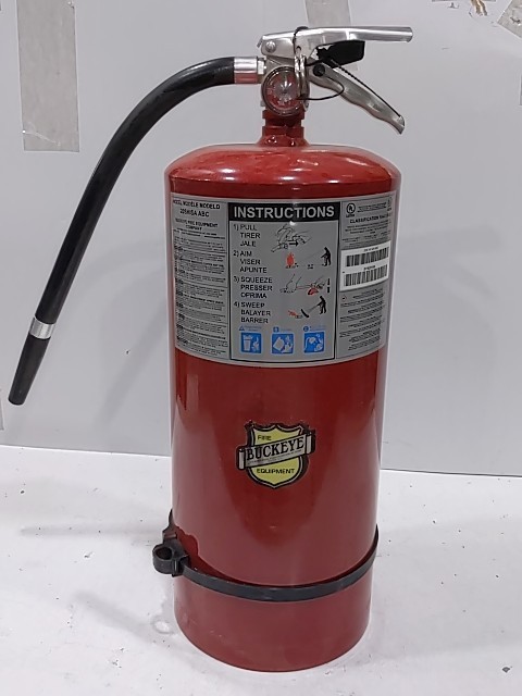 20 lbs ABC Multipurpose Dry Chemical Hand Held Fire Extinguisher with Wall Mount