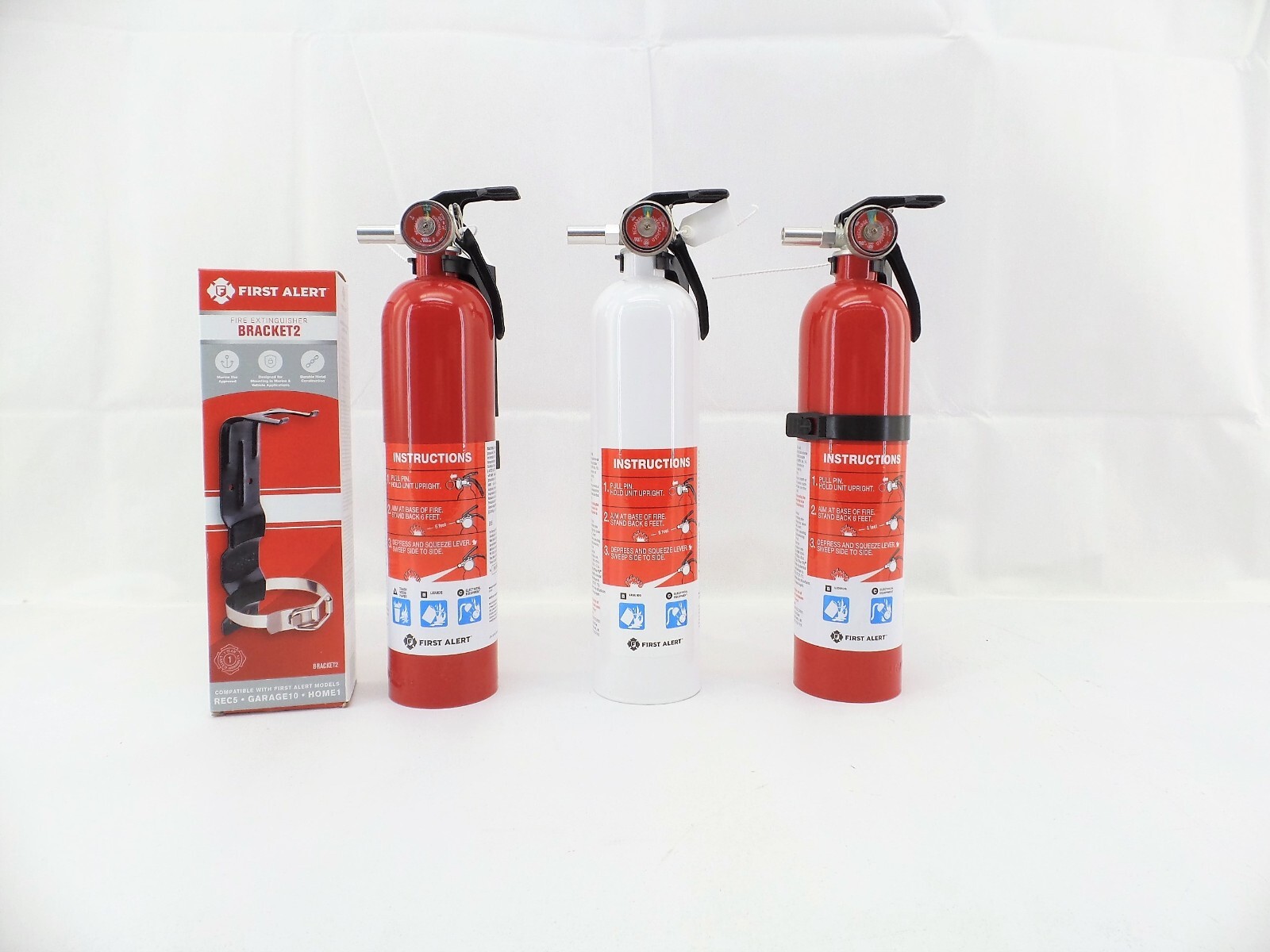 First Alert Rechargeable Fire Extinguisher Home, Auto, Garage, Marine Kit
