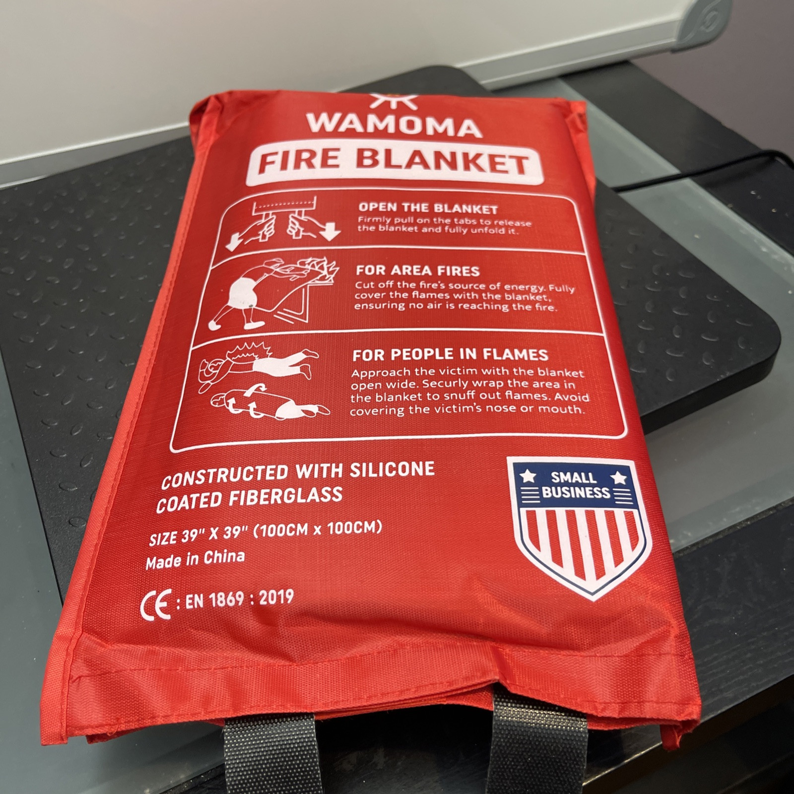 FIRE BLANKET, BE READY NOT SORRY! Ships From Within The USA!