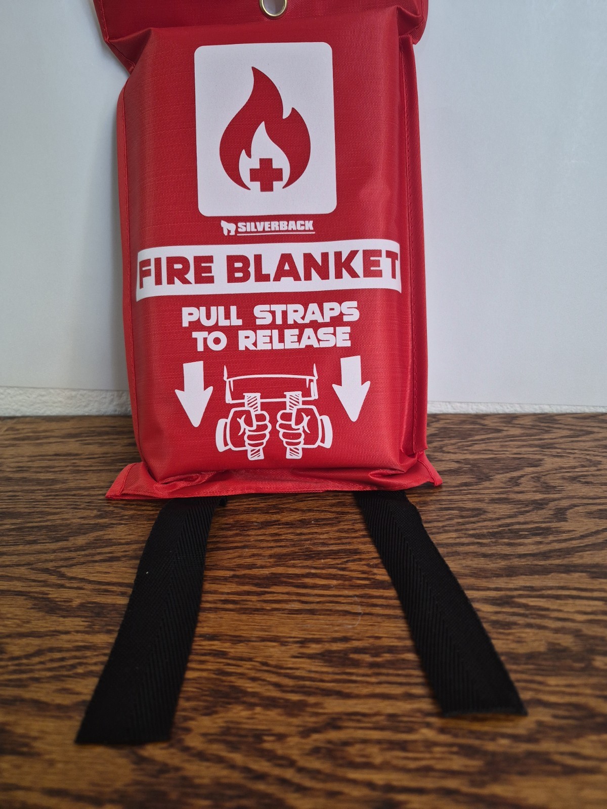 Silverback 40″ X 40″ Fireproof Fiberglass Fire Blanket