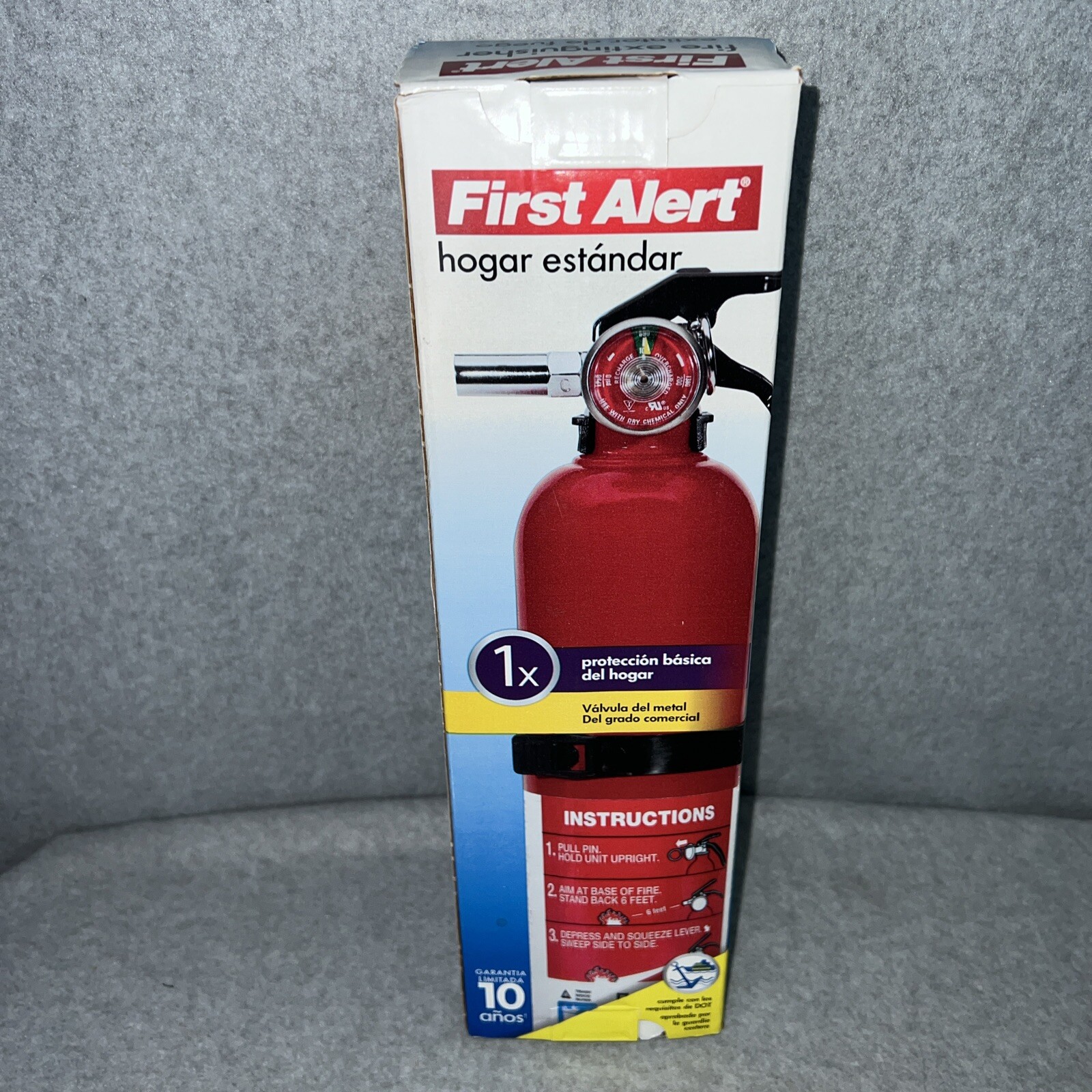 First Alert HOME1 Rechargeable Standard Home Fire Extinguisher UL Rated 1-A:10-B