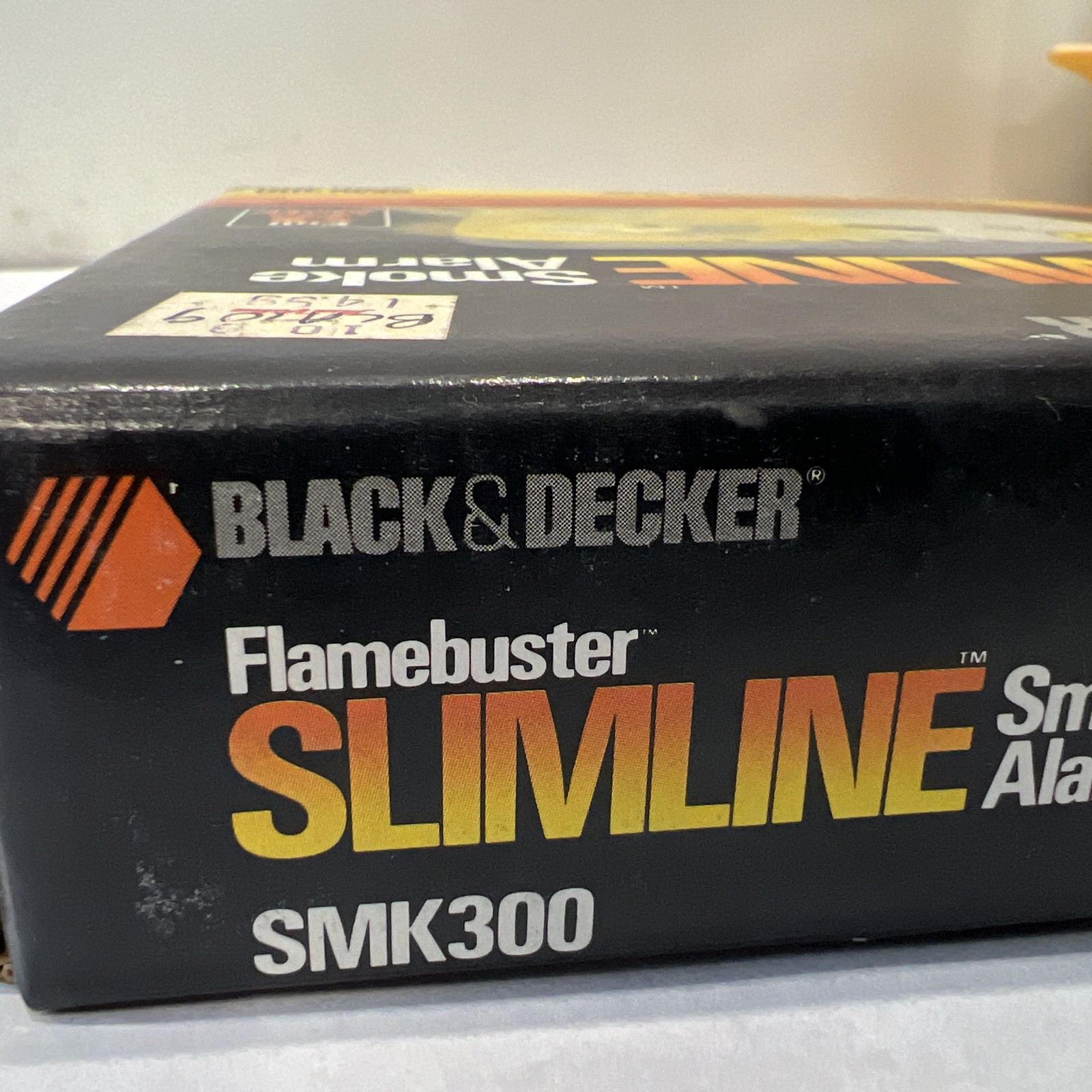 Black And Decker Flamebuster Slimline SMK300 Smoke Alarm Made In 1989 NEW SEALED
