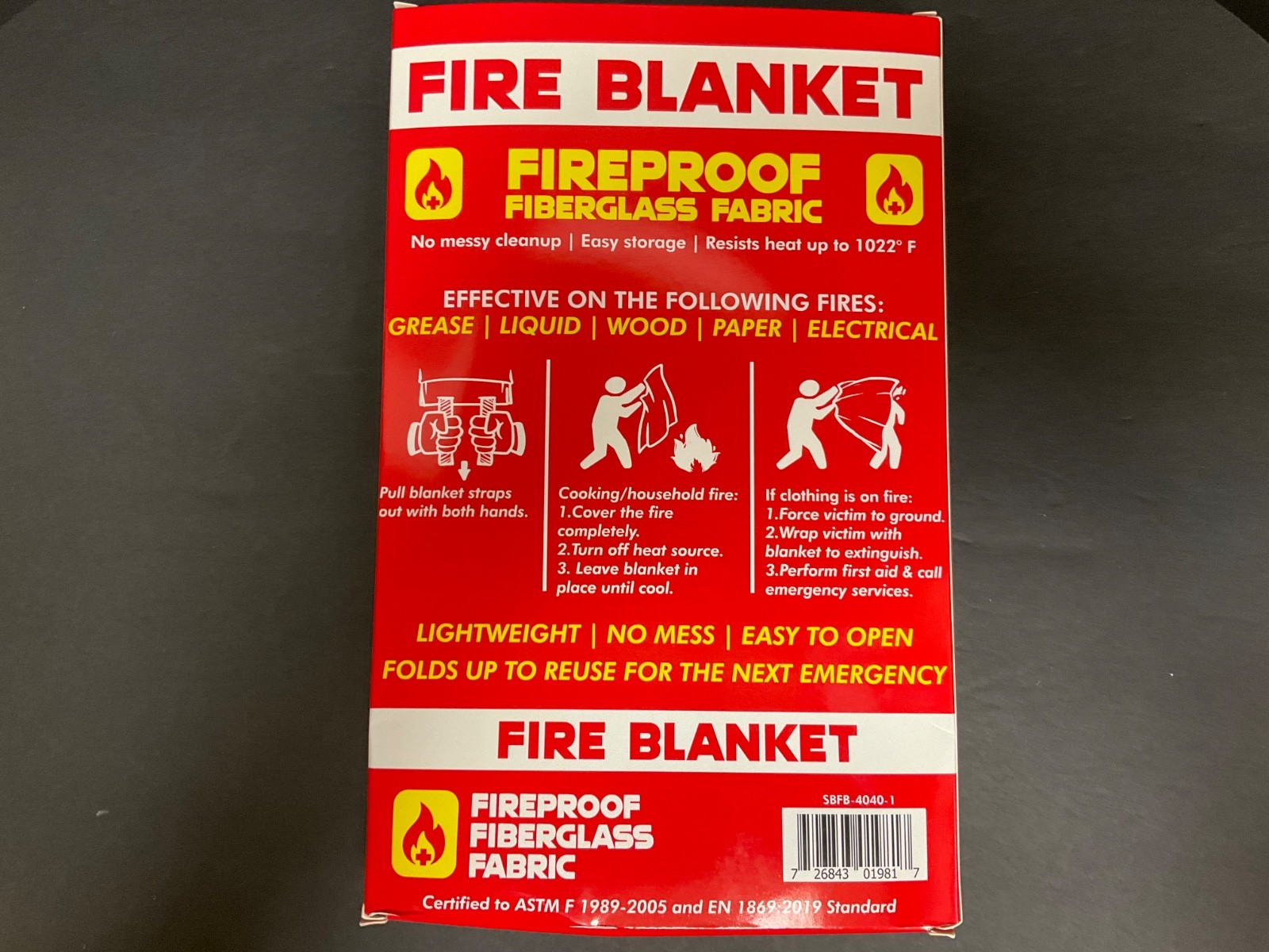 Silverback 40″ X 40″ Fireproof Fiberglass Fire Blanket