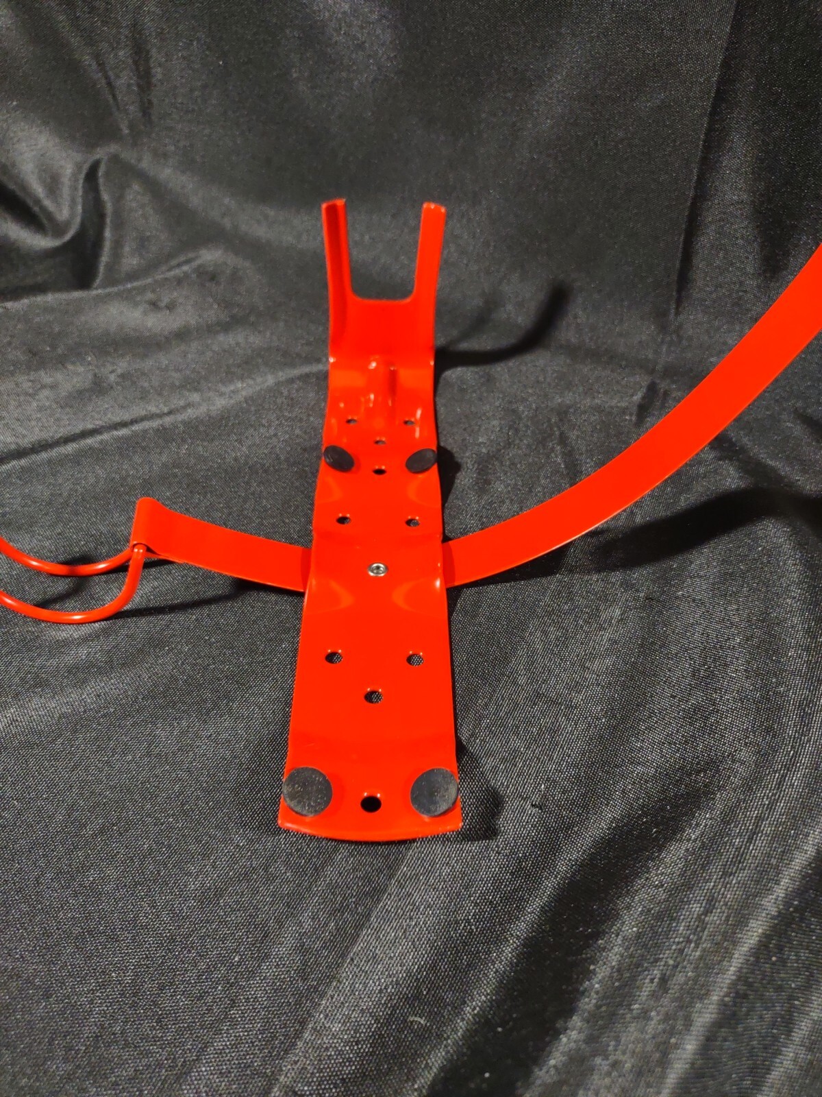 5 lbs fire exttinguisher bracket hanger 4.25 in wall mount red steel Commercial