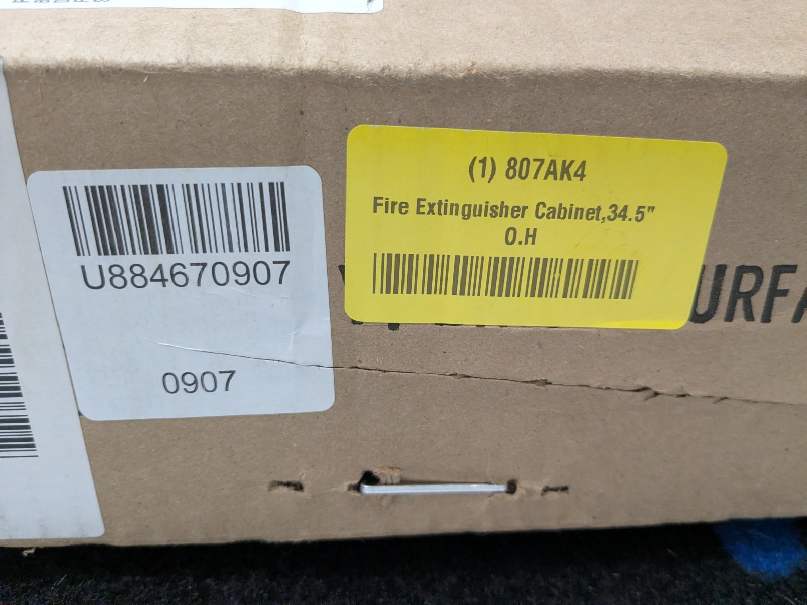 Oval Cslrst-010700 Fire Extinguisher Cabinet 34.5″ O.H DAMAGED READ DESCRIPTION