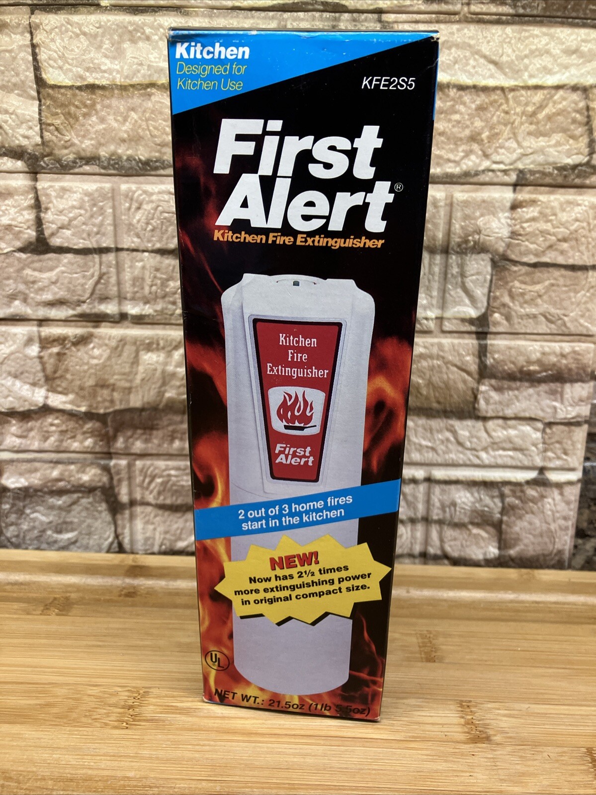 First Alert Kitchen Fire Extinguisher Liquids Grease Electrical KFE2S5 Vintage