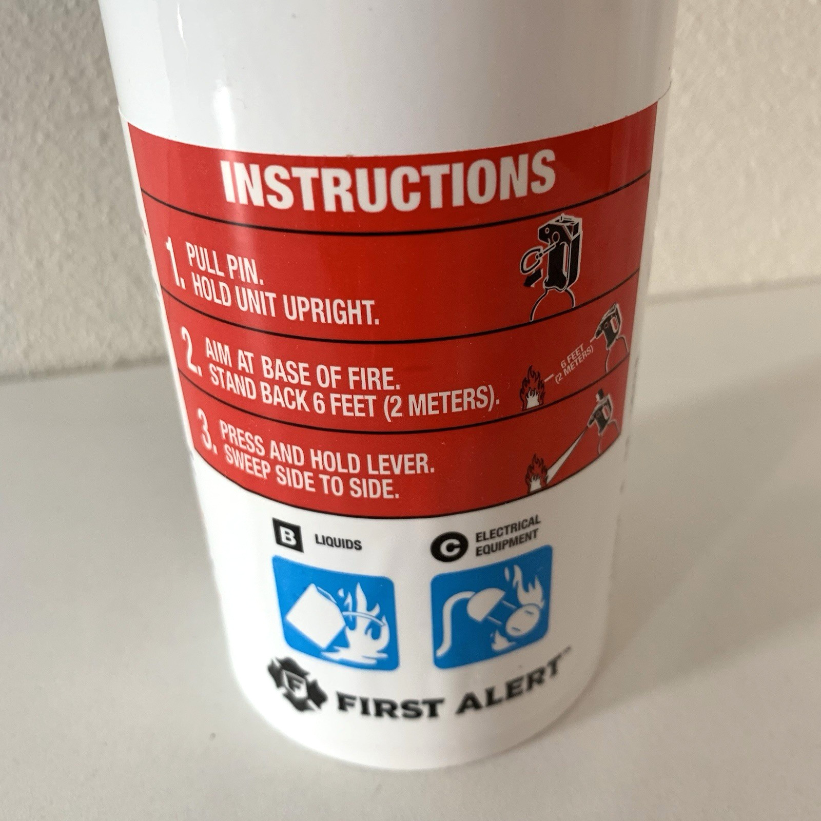 First Alert Kitchen5 Fire Extinshisher JFE265 No. H97841147 New Sealed
