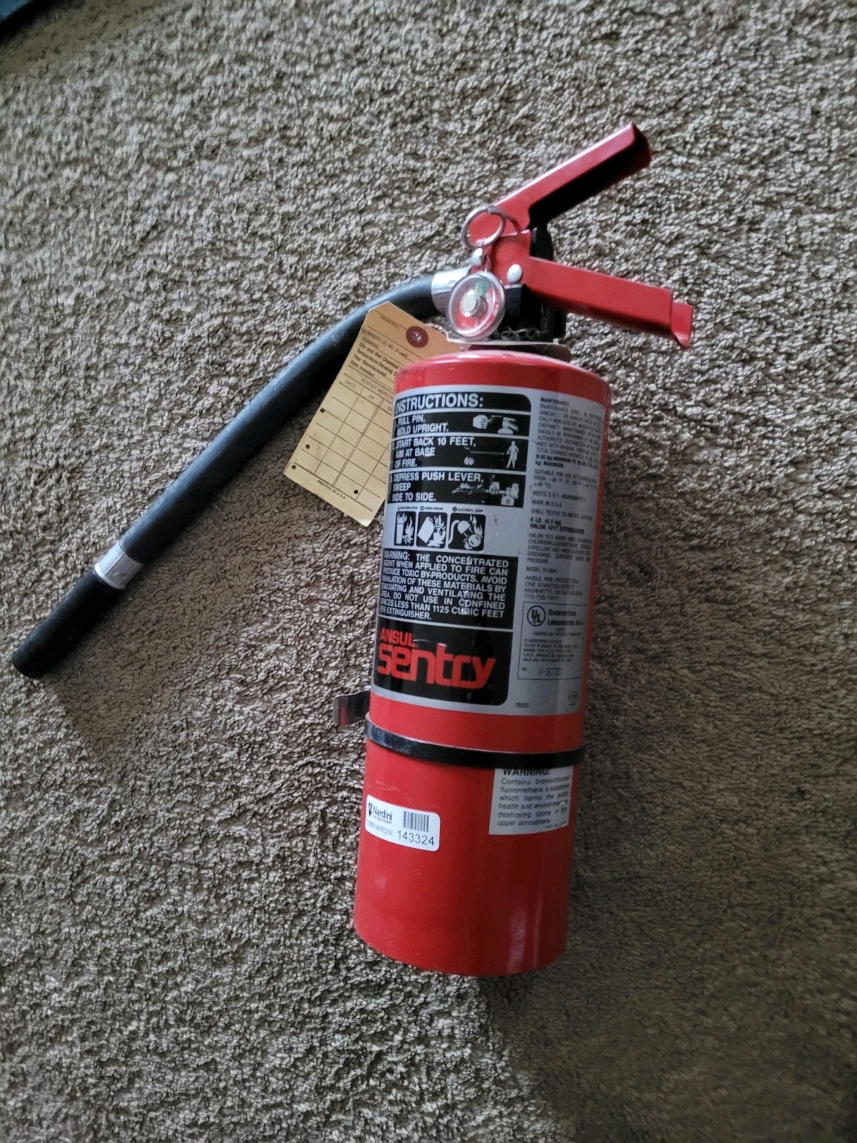 12Ansul H-clean 11 Sentry Fire Extinguisher,14 Pounds Of Clean Agent. ABC Rated