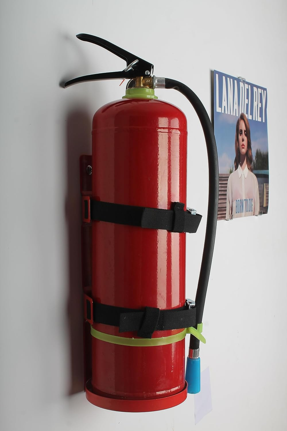 Fire Extinguisher Metal Bracket, Heavy Duty,Compatible with 5-Pound Fire Extingu
