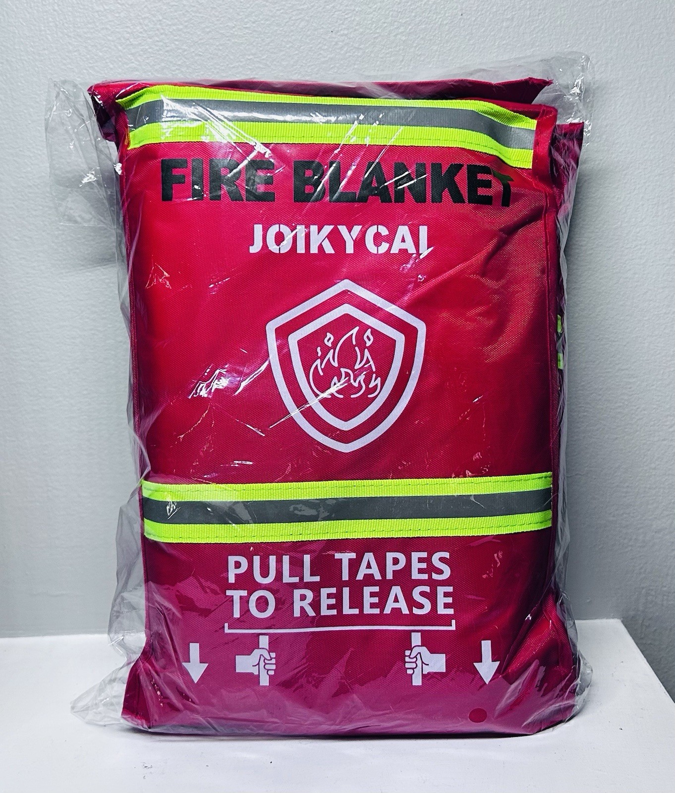 Emergency Fire Blanket Fire Suppression Blanket- 3 Blankets, 3 Whistles