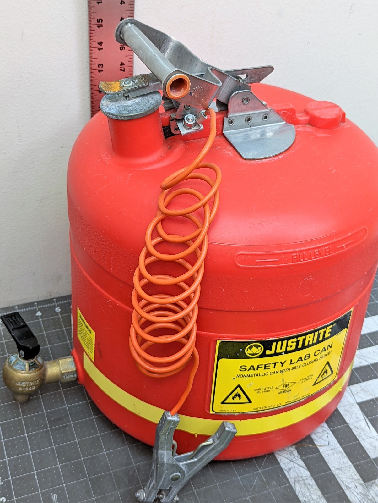 5 Gallon Polyethylene Safety Shelf Can with Bottom Faucet And Extra Ground Cable