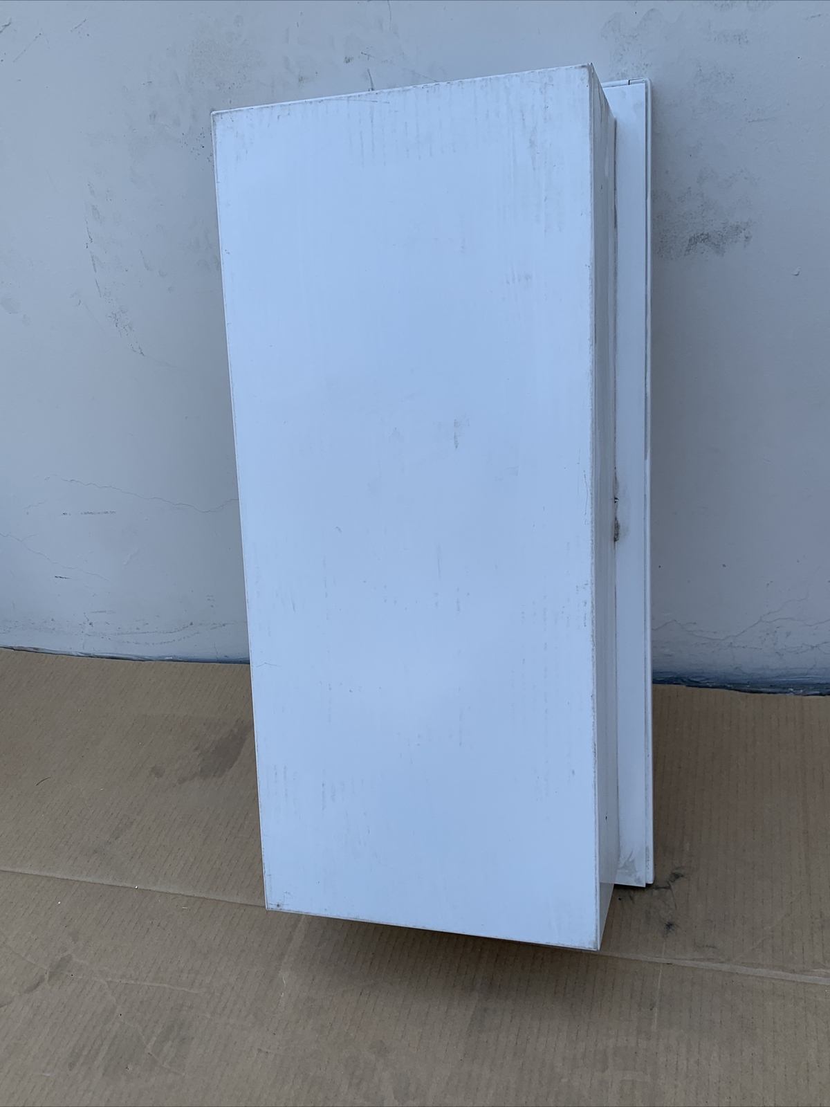 JL Ind. C5614S21 Decorative Trimless Recessed 10lb Fire Extinguisher Cabinet