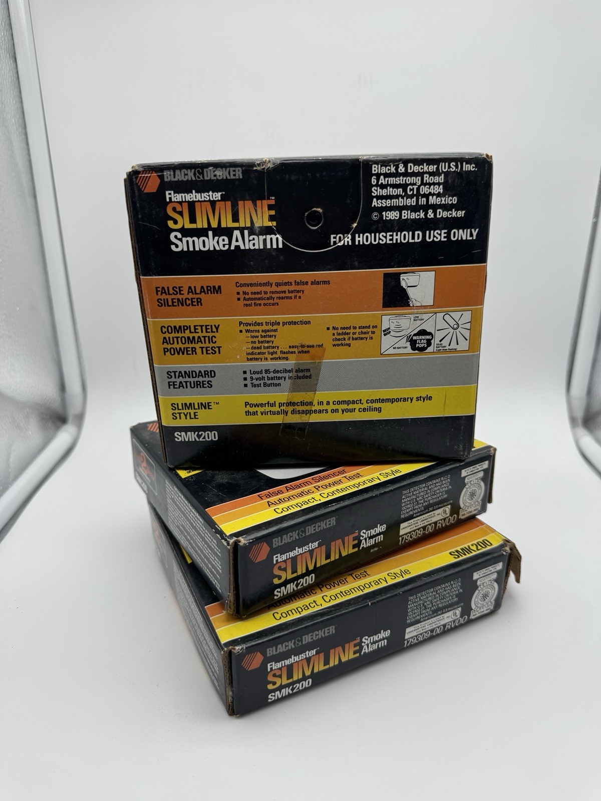 Set of 3 Black and Decker Flamebuster Slimline SMK100 Smoke Alarms NEW SEALED