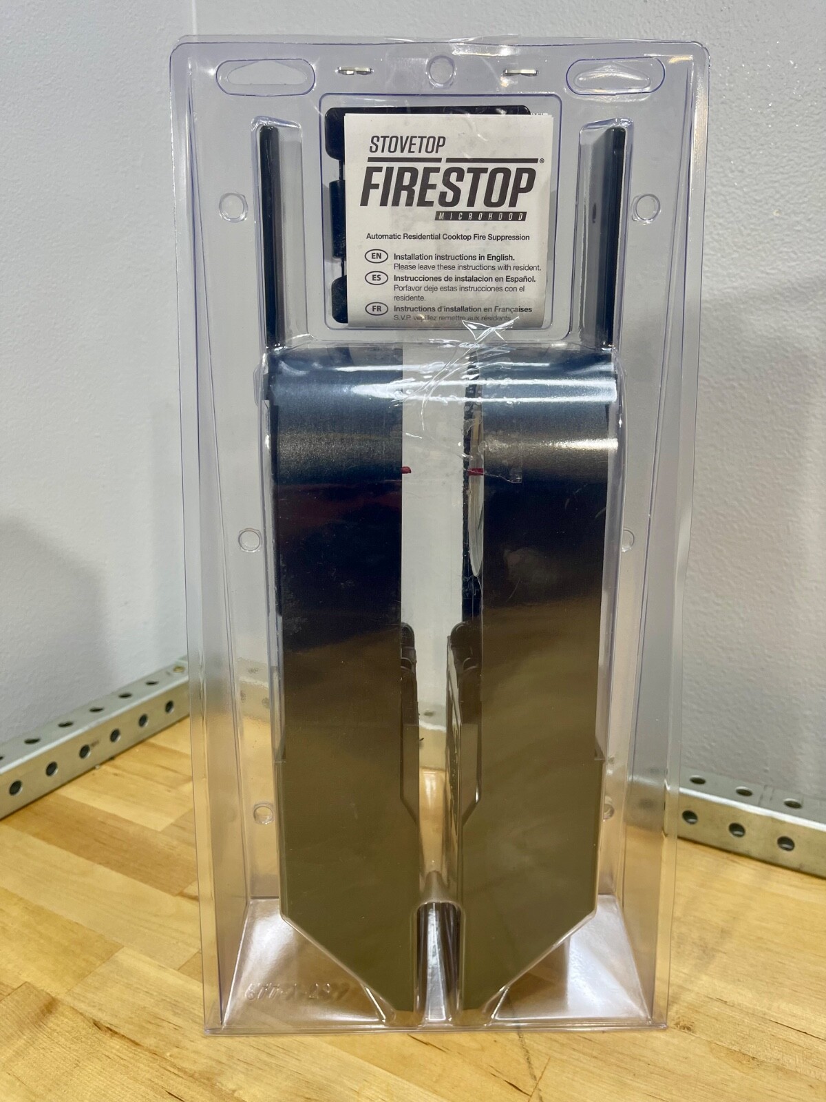 NEW StoveTop FireStop Microhood 677-2 White Automatic Fire Suppressor W / Manuel