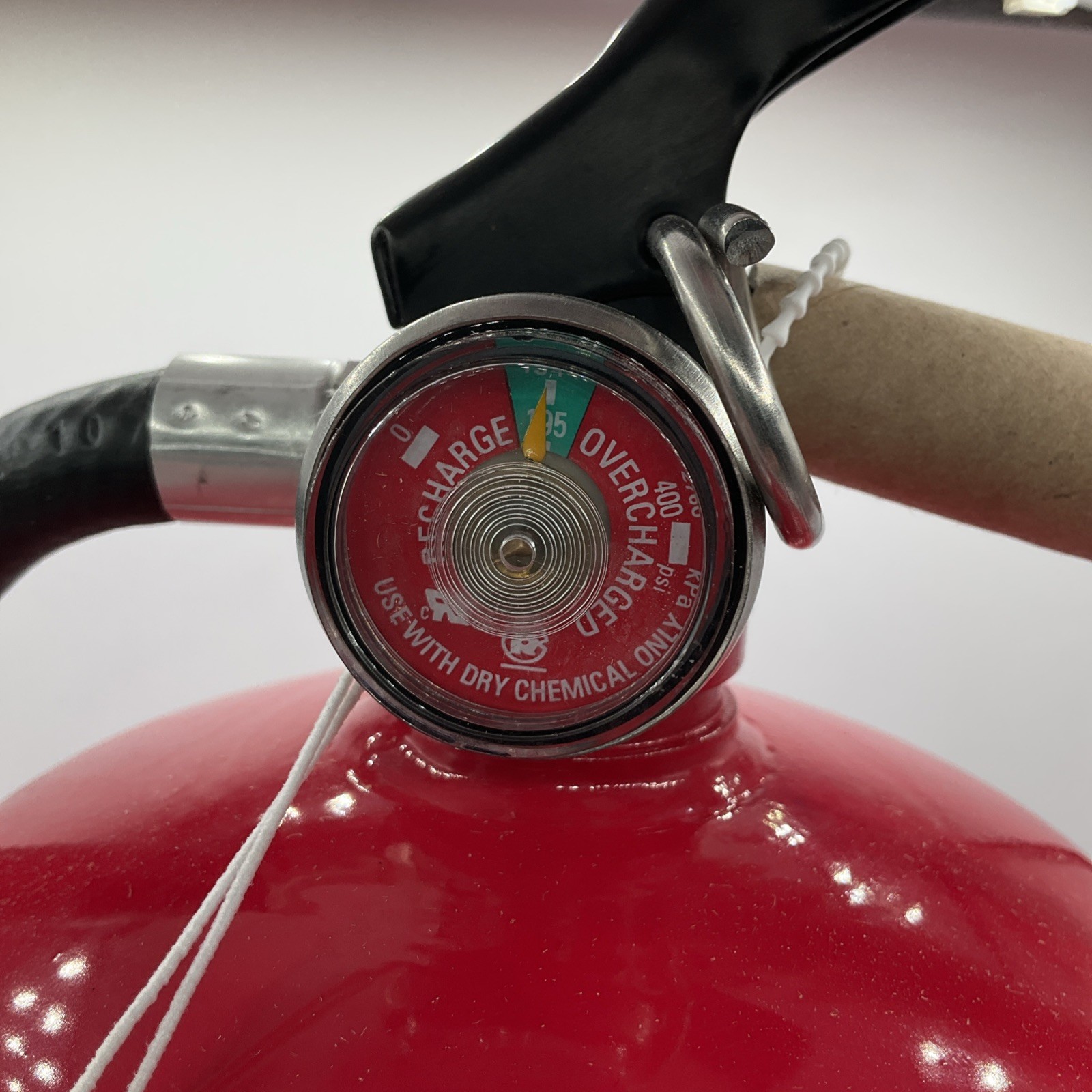 NEW First Alert PRO10 Fire Extinguisher Commercial Grade