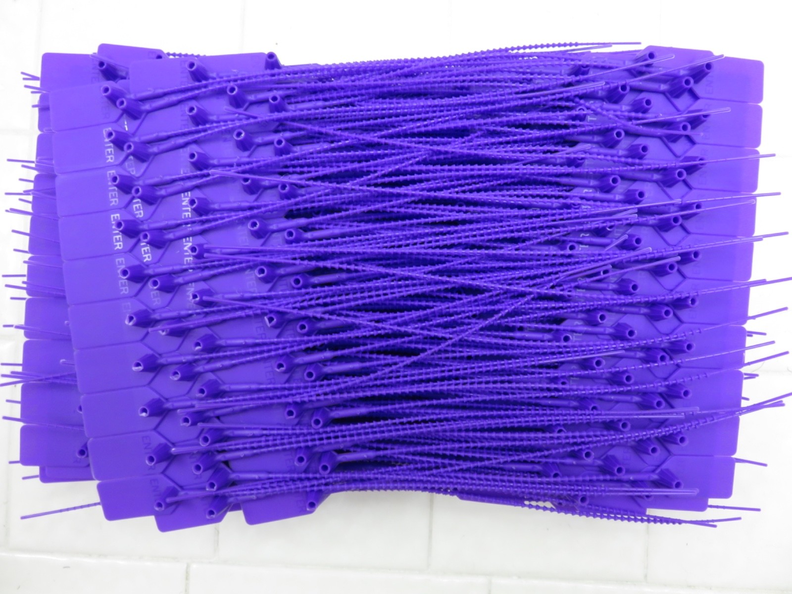 NEW 200 FIRE EXTINGUISHER TAMPER PROOF “FLAG” SAFETY SEALS (PURPLE) U.L.APPROVED