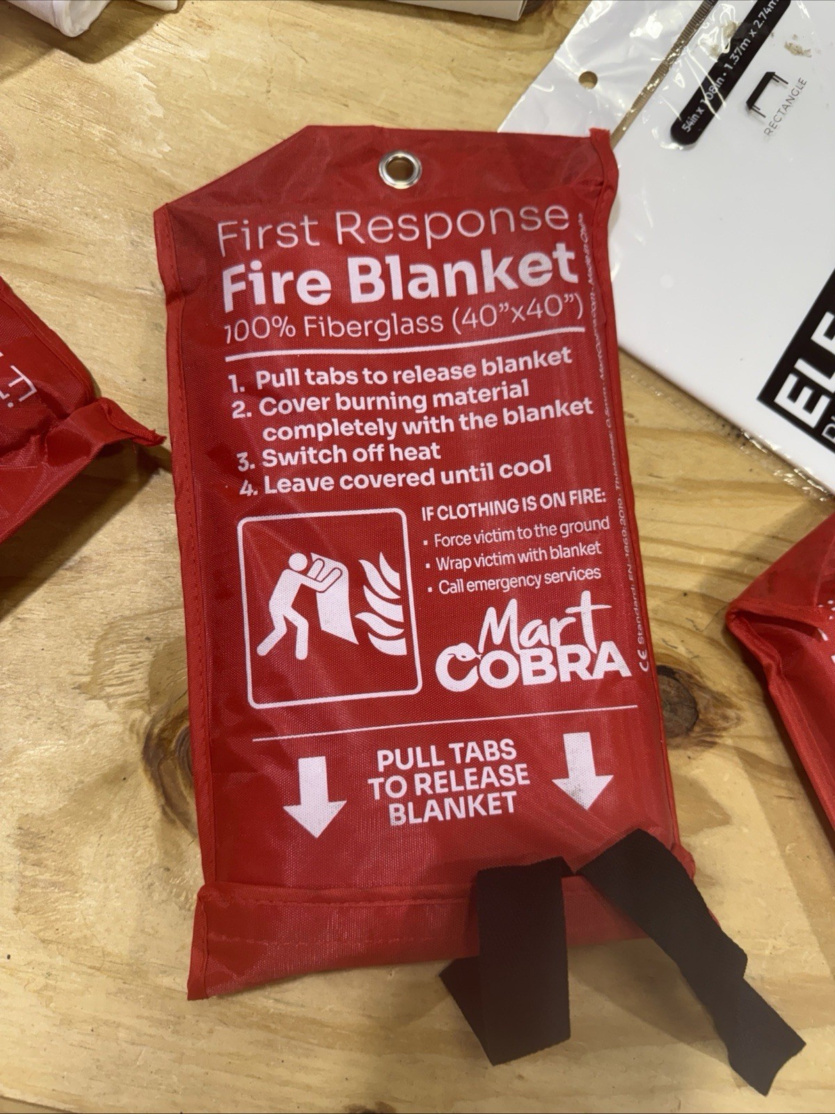 1 PACK FIRE BLANKET Fiberglass Cobra Emergency Home Retardant Prepared 40”x40”