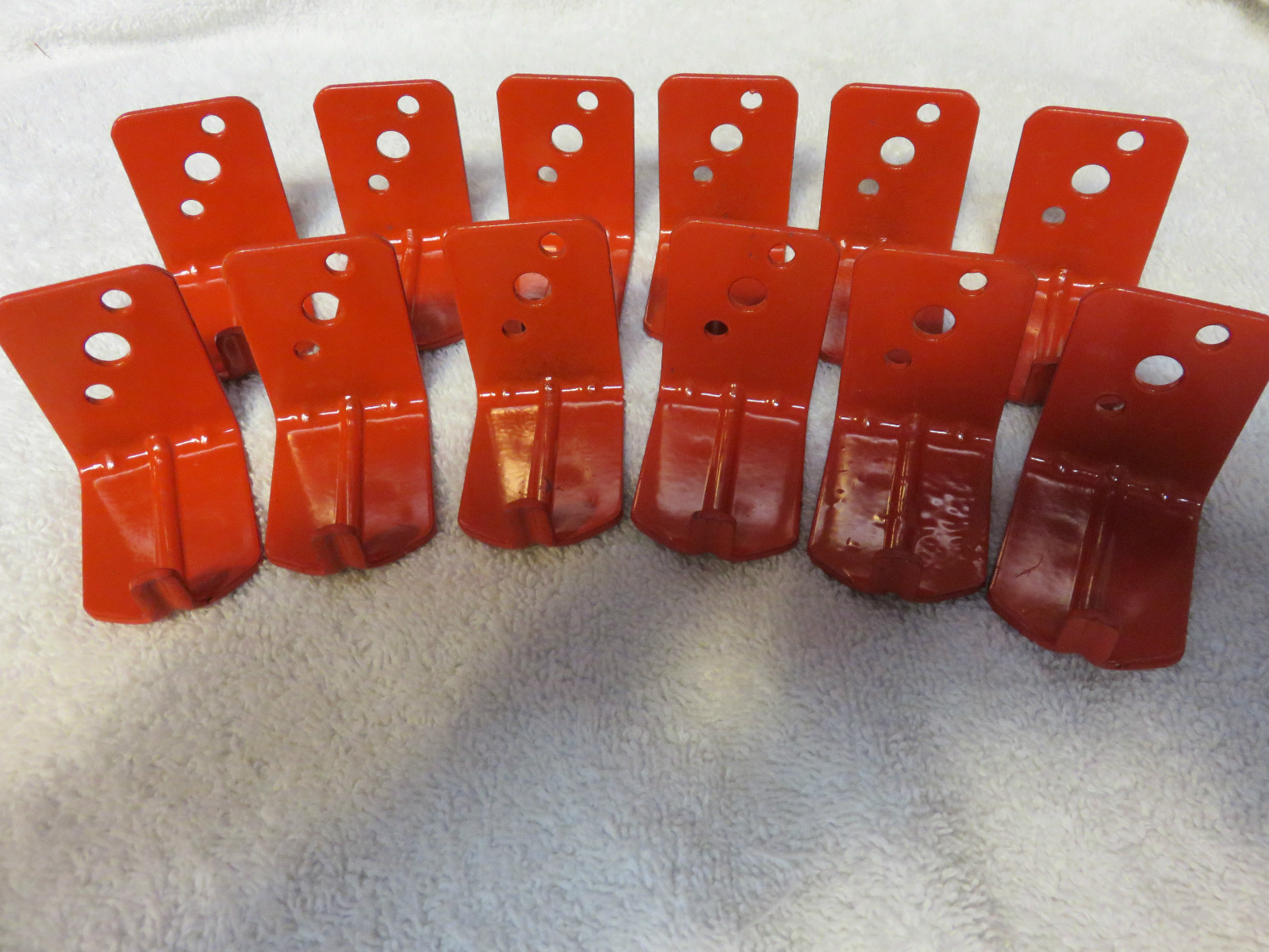 🔥🧯LOT OF 12-UNIVERSAL WALL MOUNT 10-15 & 20 lb. SIZE FIRE EXTINGUISHER BRACKET