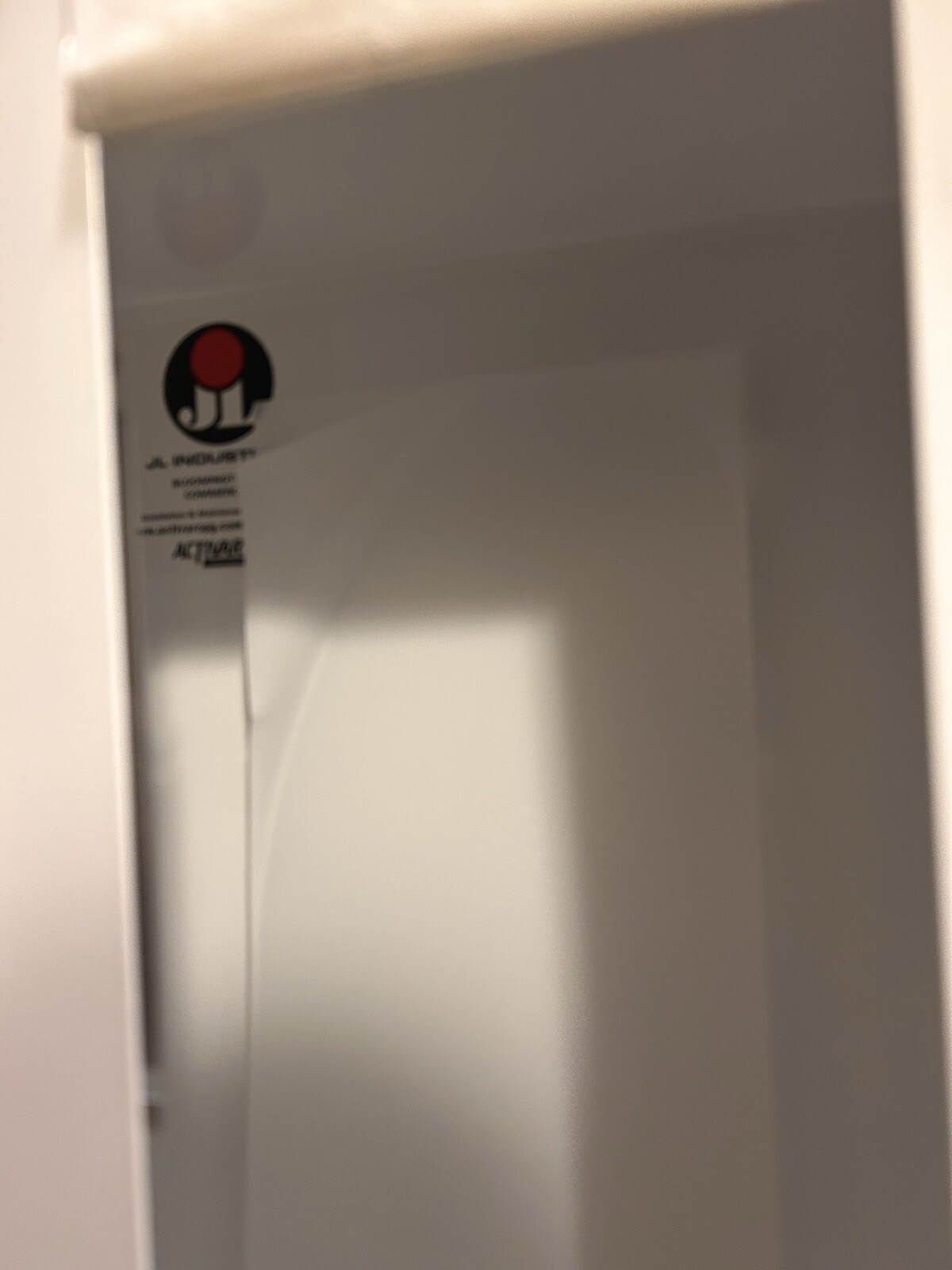 Recessed Fire Extinguisher Cabinet, Tapeable Flange Fits 10lbs Extinguisher