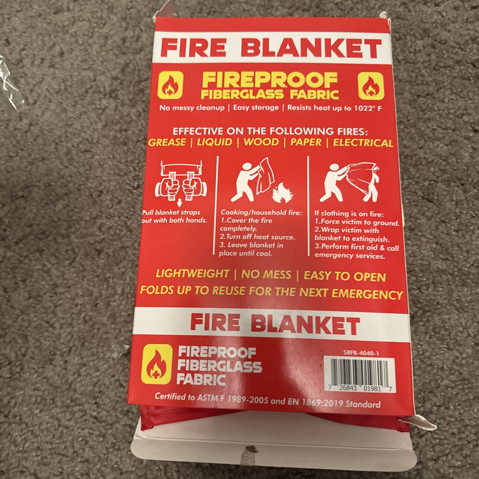 Silverback 40″ X 40″ Fireproof Fiberglass Fire Blanket