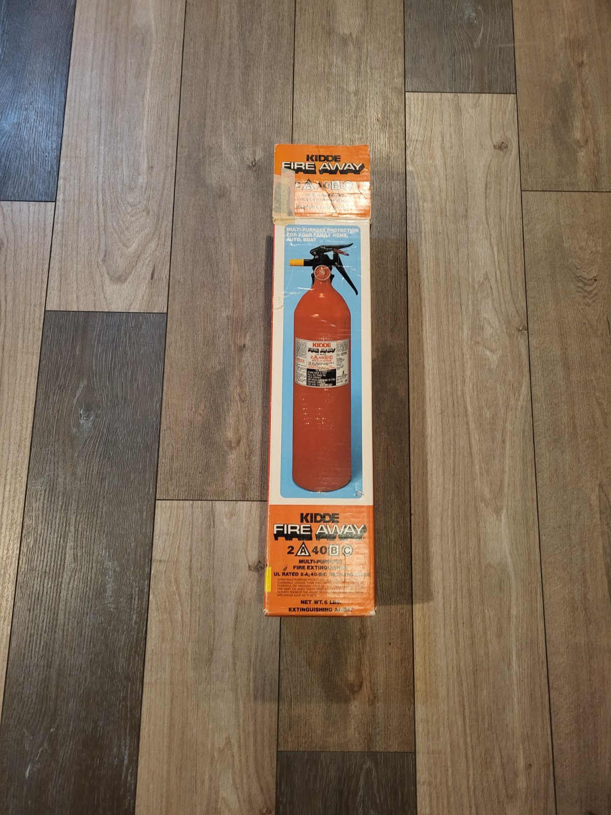 SEALED – VINTAGE KIDDE FIRE AWAY MULTI-PURPOSE FIRE EXTINGUISHER 2A40BC W Box
