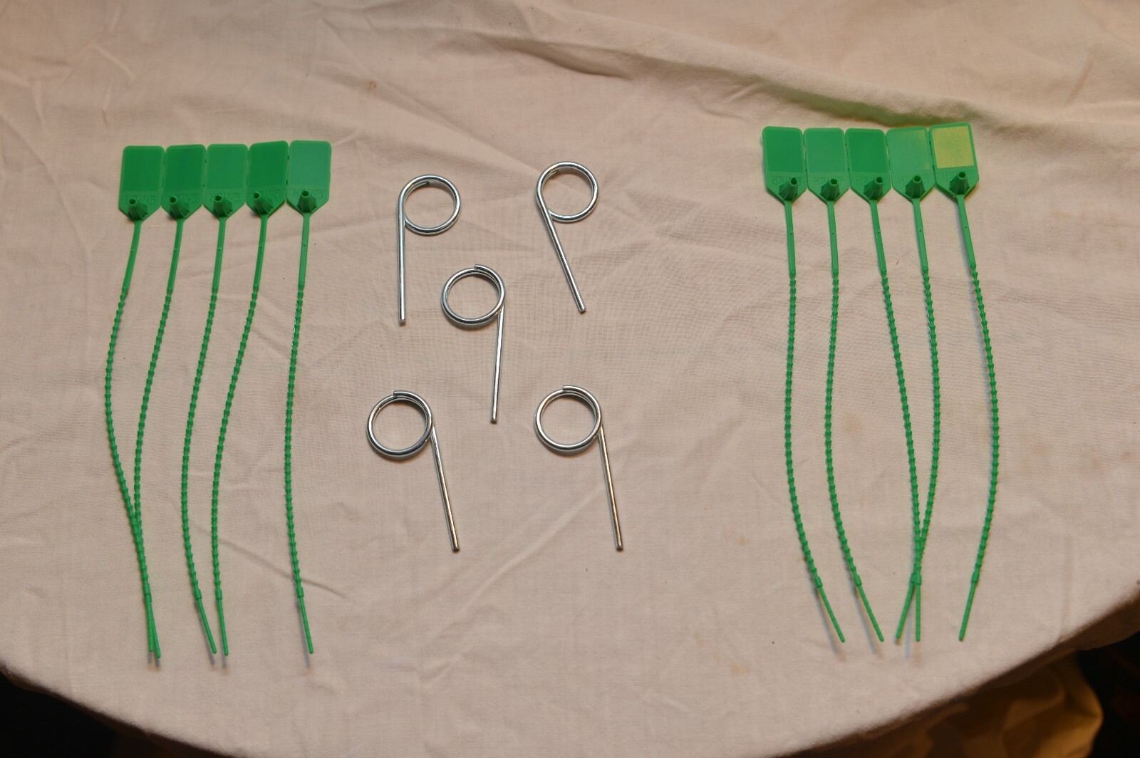 🎯 10 GREEN FIRE EXTINGUISHER TAMPER FLAG SEALS & 5 SAFETY PULL PINS