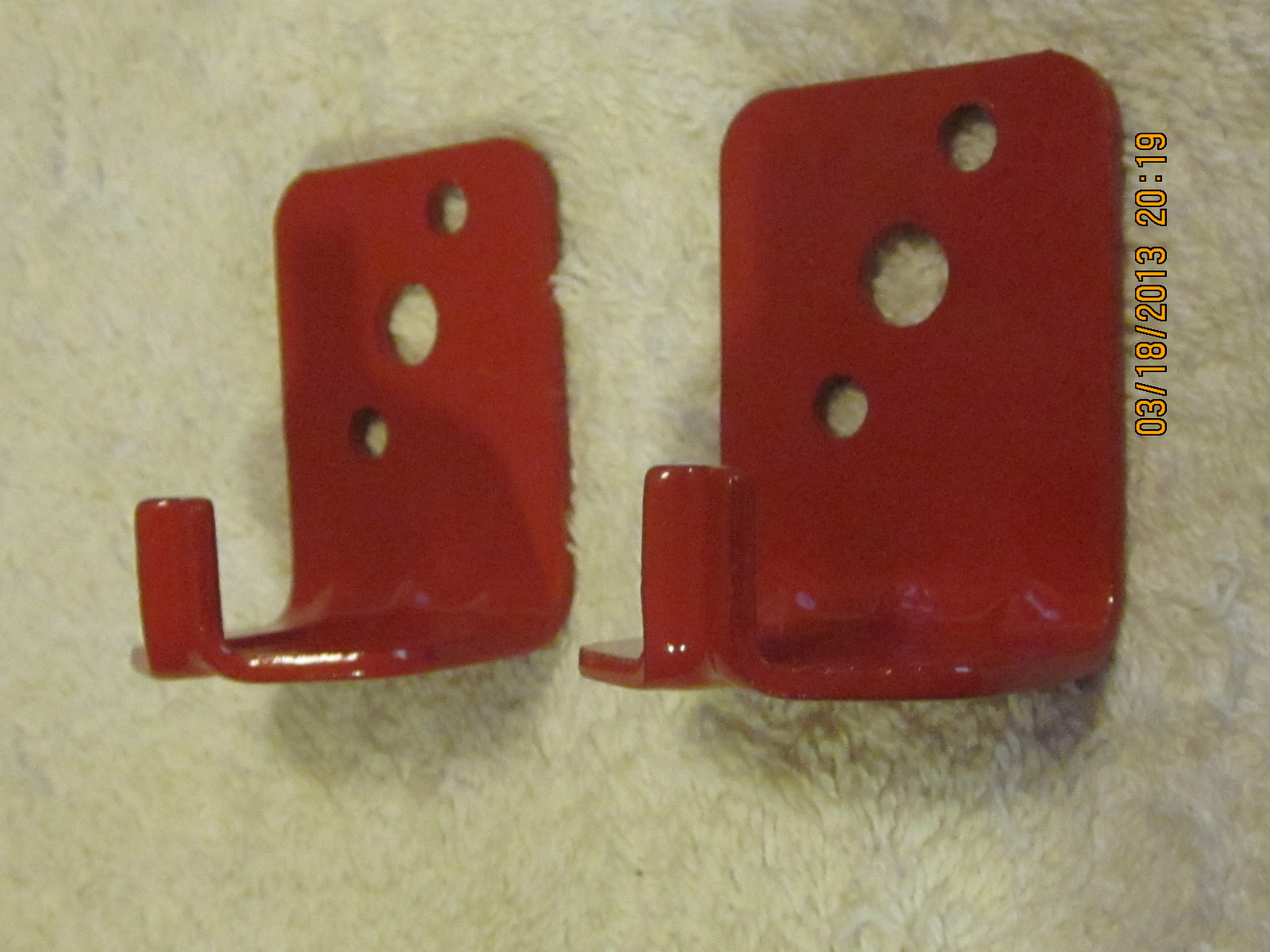 🔥🧯(LOT OF 2) UNIVERSAL WALL MOUNT 5 & 10 lb SIZE FIRE EXTINGUISHER BRACKET NEW