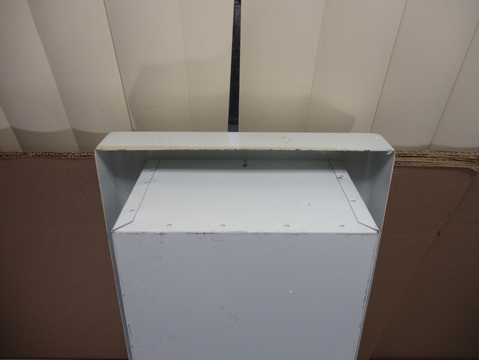 Larsen’s Fire Extinguisher Cabinet Full Acrylic Rolled Edge Semi Recessed (B)