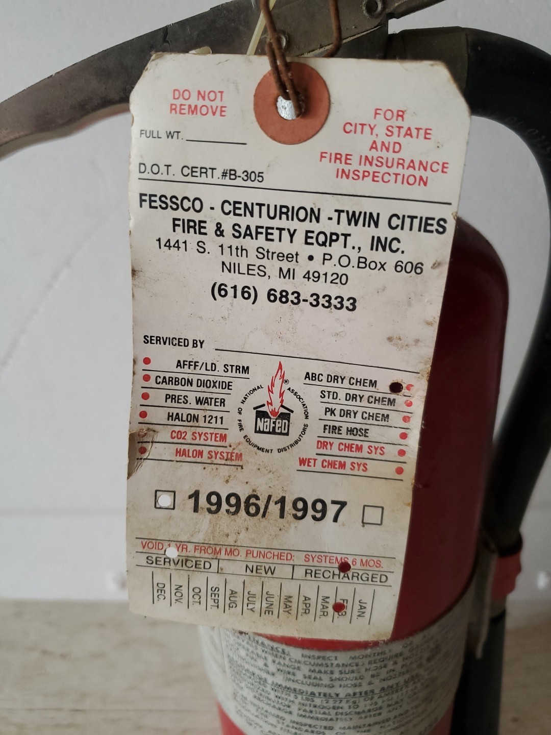 Model 424 Amerex multi-purpose dry chemical 5 pound fire extinguisher NeedsRechg