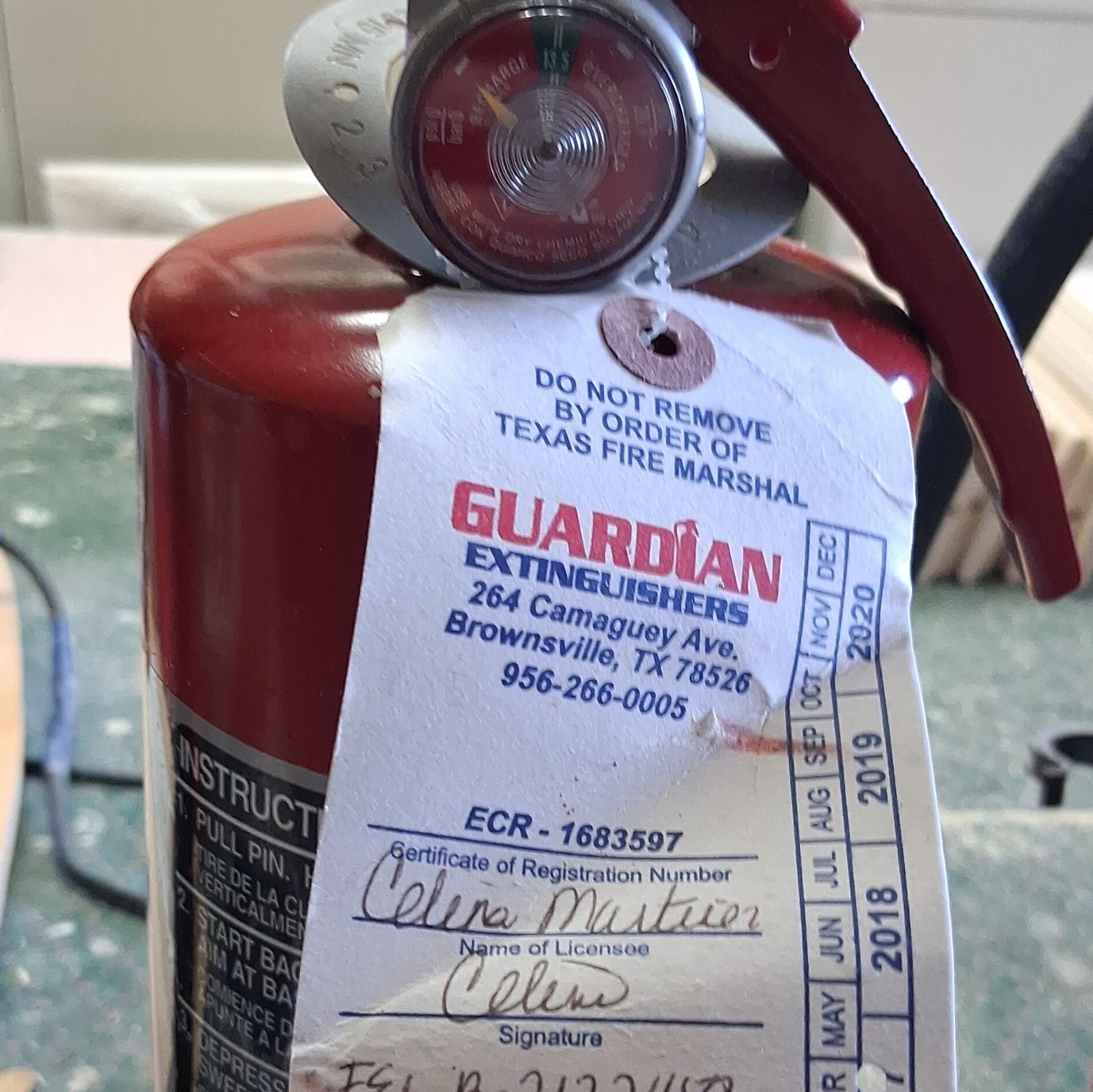 ANSUL Sentry AA05 Dry Chemical Fire Extinguisher Exp NOV 2020