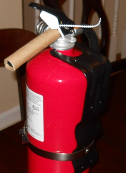 First Alert Heavy Duty Fire Extinguisher Professional Commercial Grade FE3A40GR