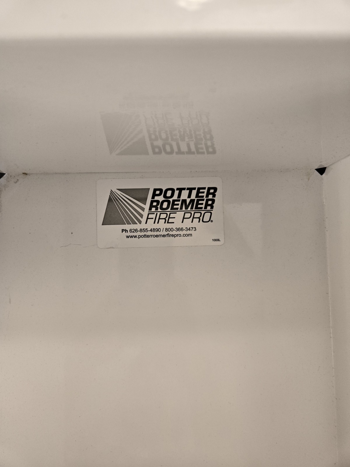 DANA 7210-DV Fire Extinguisher Cabinet – White -Steel – 40LU18
