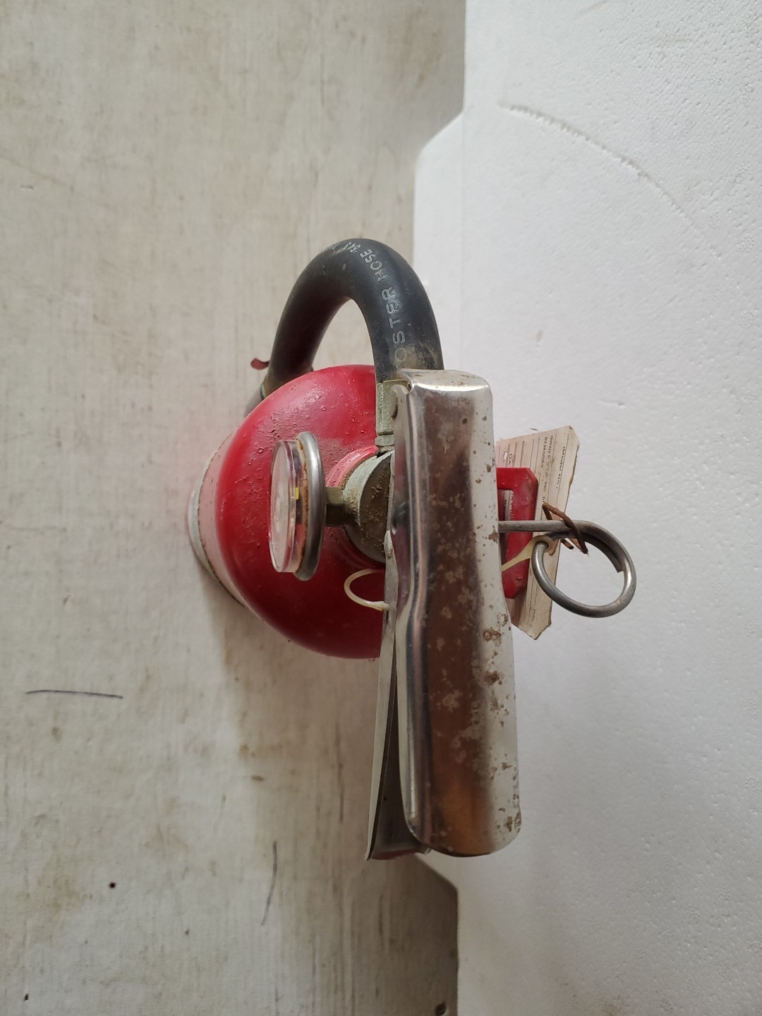 Model 424 Amerex multi-purpose dry chemical 5 pound fire extinguisher NeedsRechg