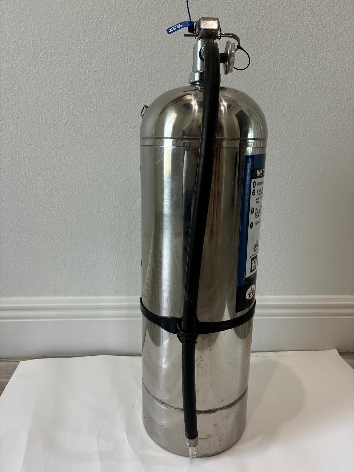 Badger WP-61-1 2.5 Gallons Class 2-A Water Fire Extinguisher