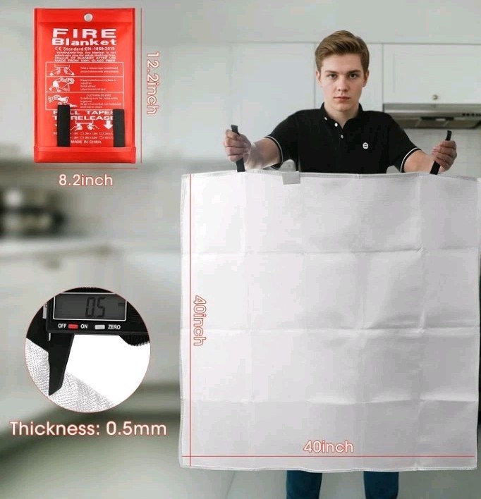 Emergency Fire Blanket 40″x40″ Fiberglass 1 PackFire Retardant Blankets W/Hooks